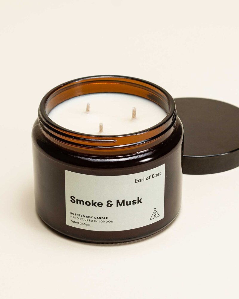 Earl Of East Earl Of East Soy Wax Candle Smoke & Musk - 500ml