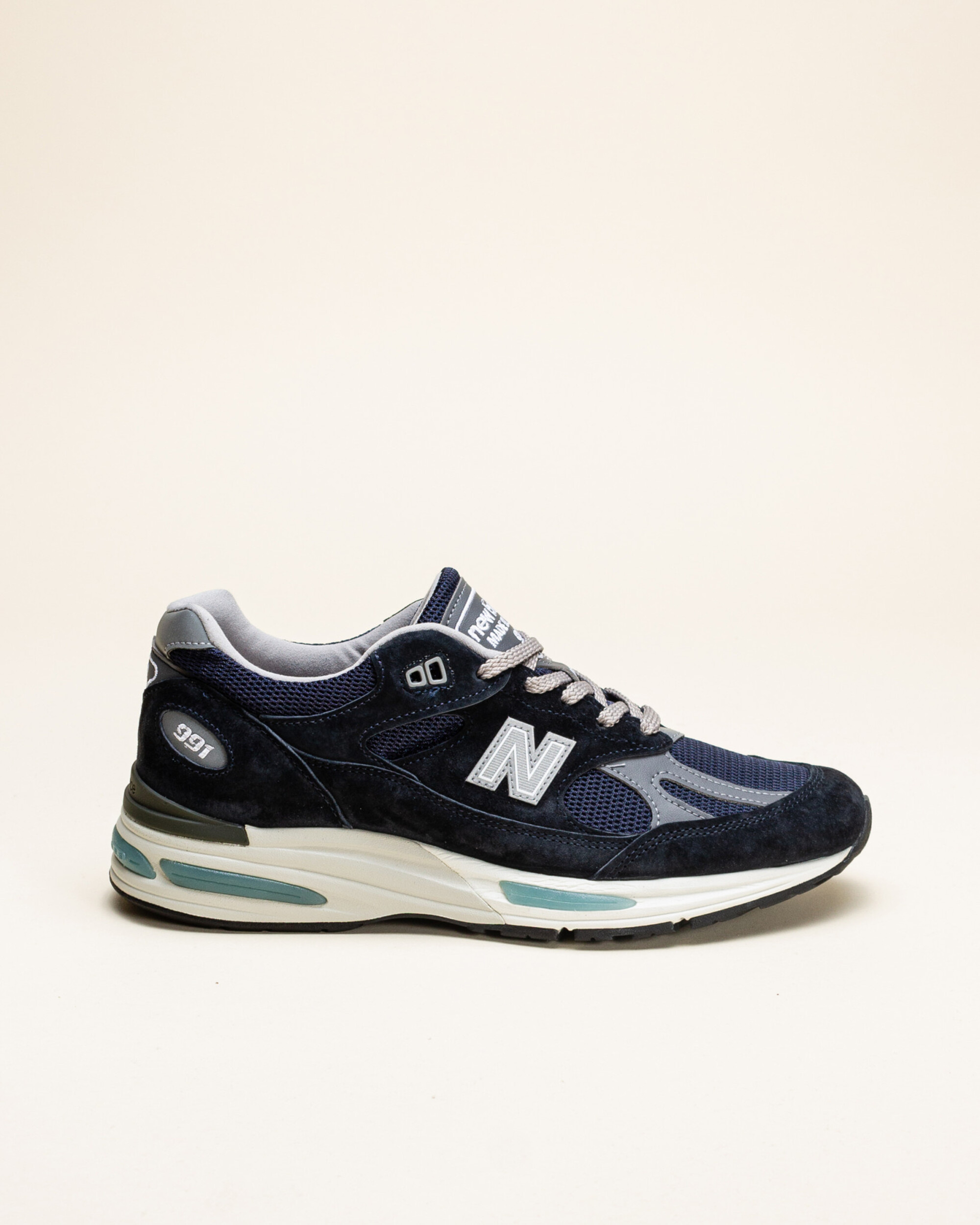 New Balance Made in UK 991v2 - Dark Navy/Smoked Pearl/Silver