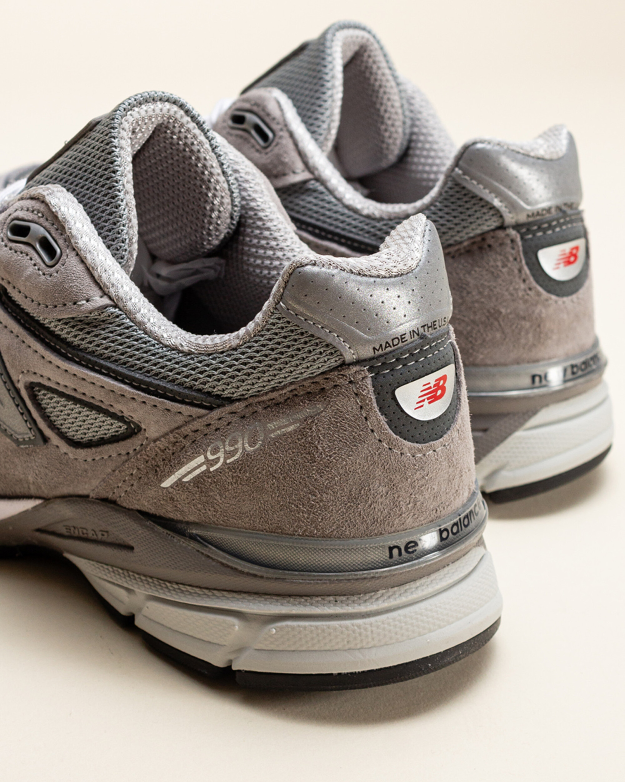 New Balance Made in USA 990v4 Core - Grey/Silver