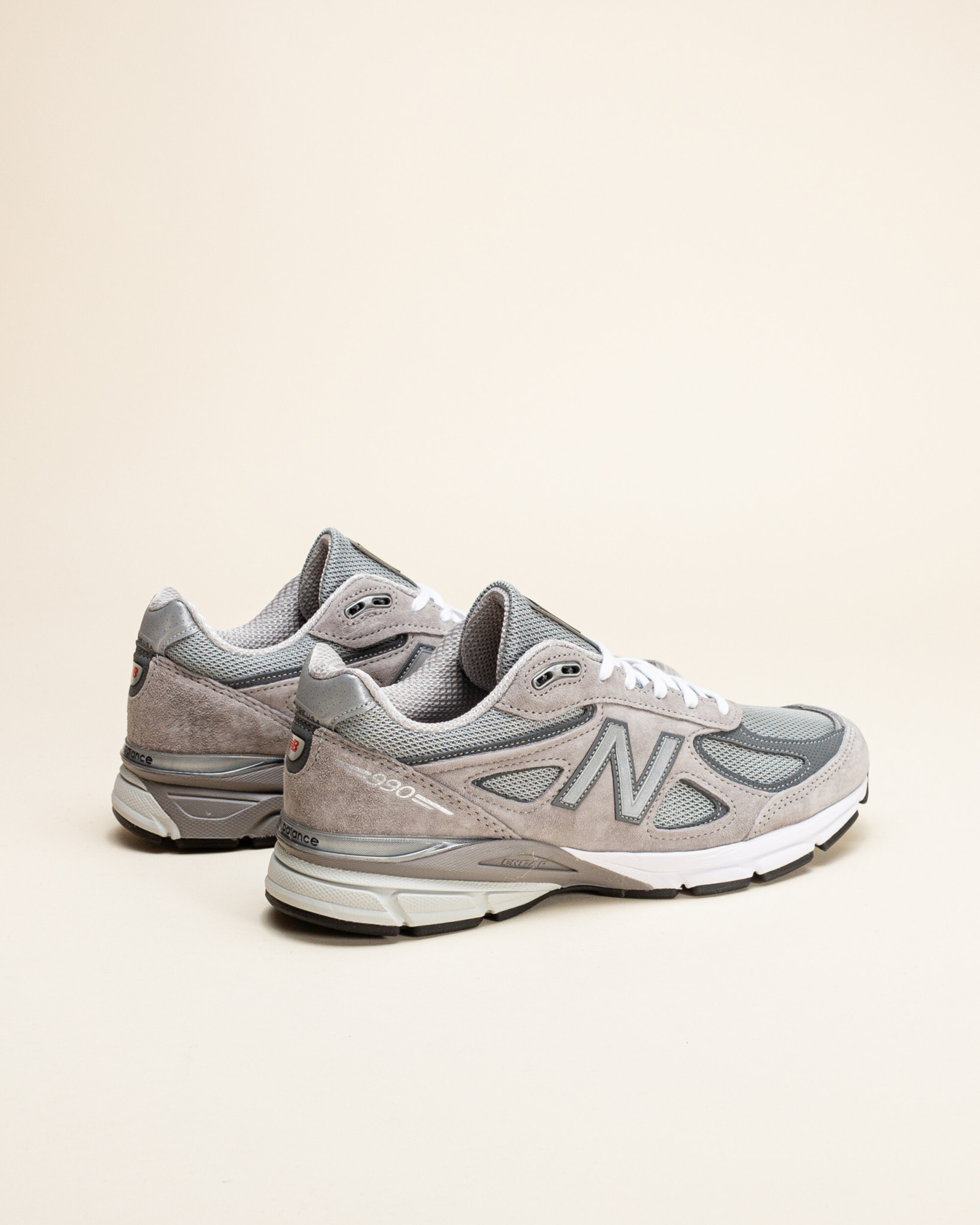 New balance deals 990 cores