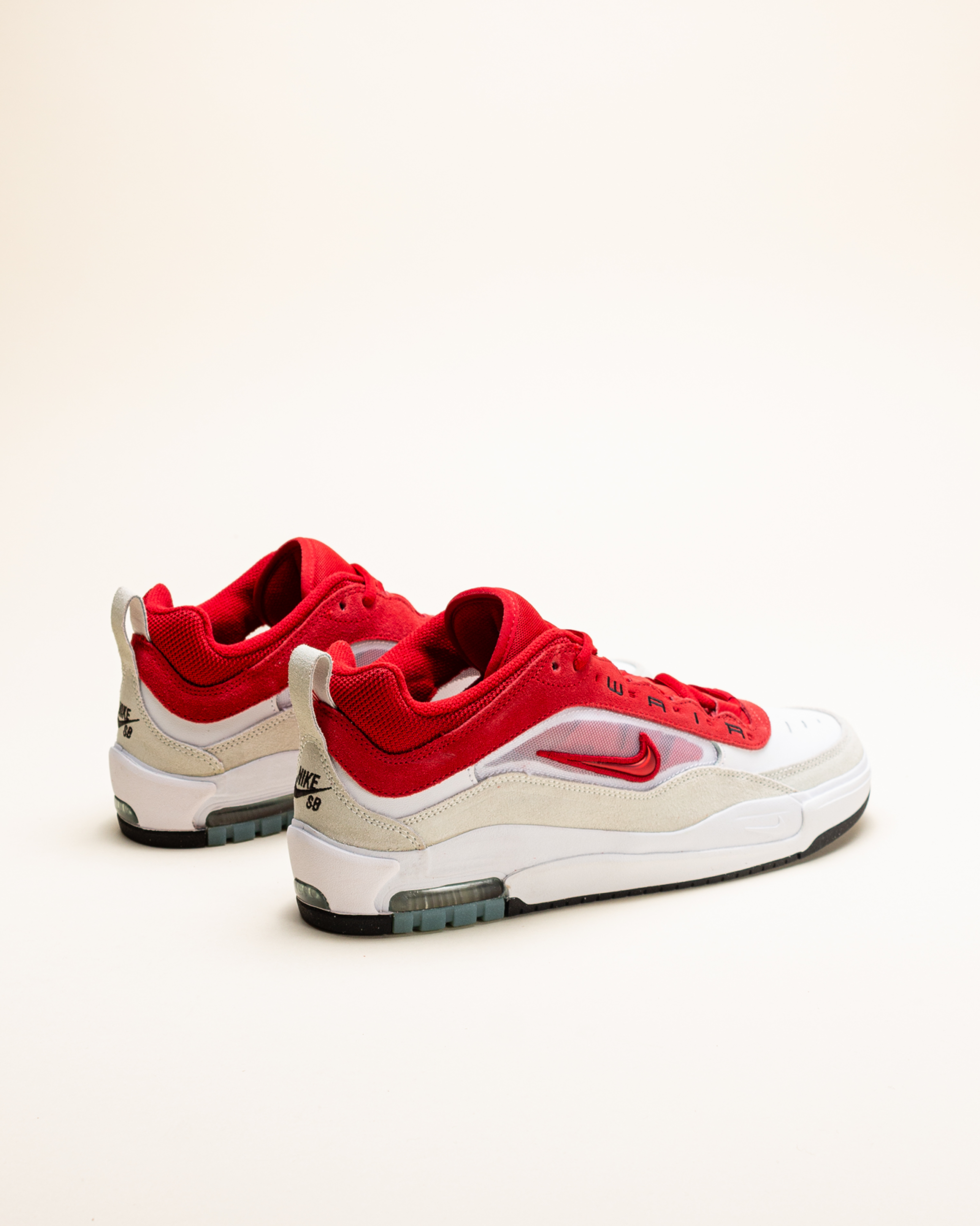 Nike SB Ishod - White/Varsity Red/Summit White