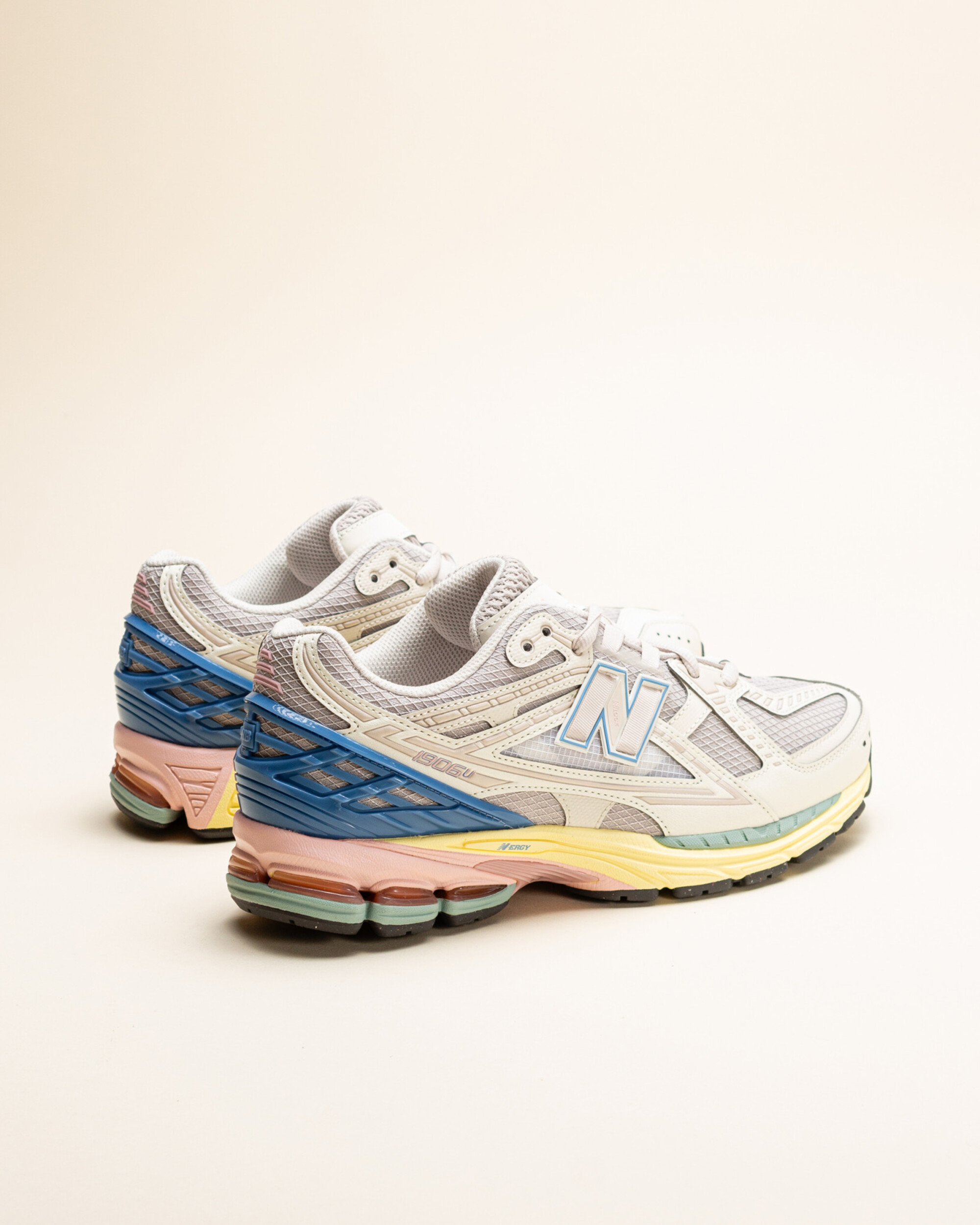 New Balance 1906 Utility - Angora/Blue Laguna/Orb Pink