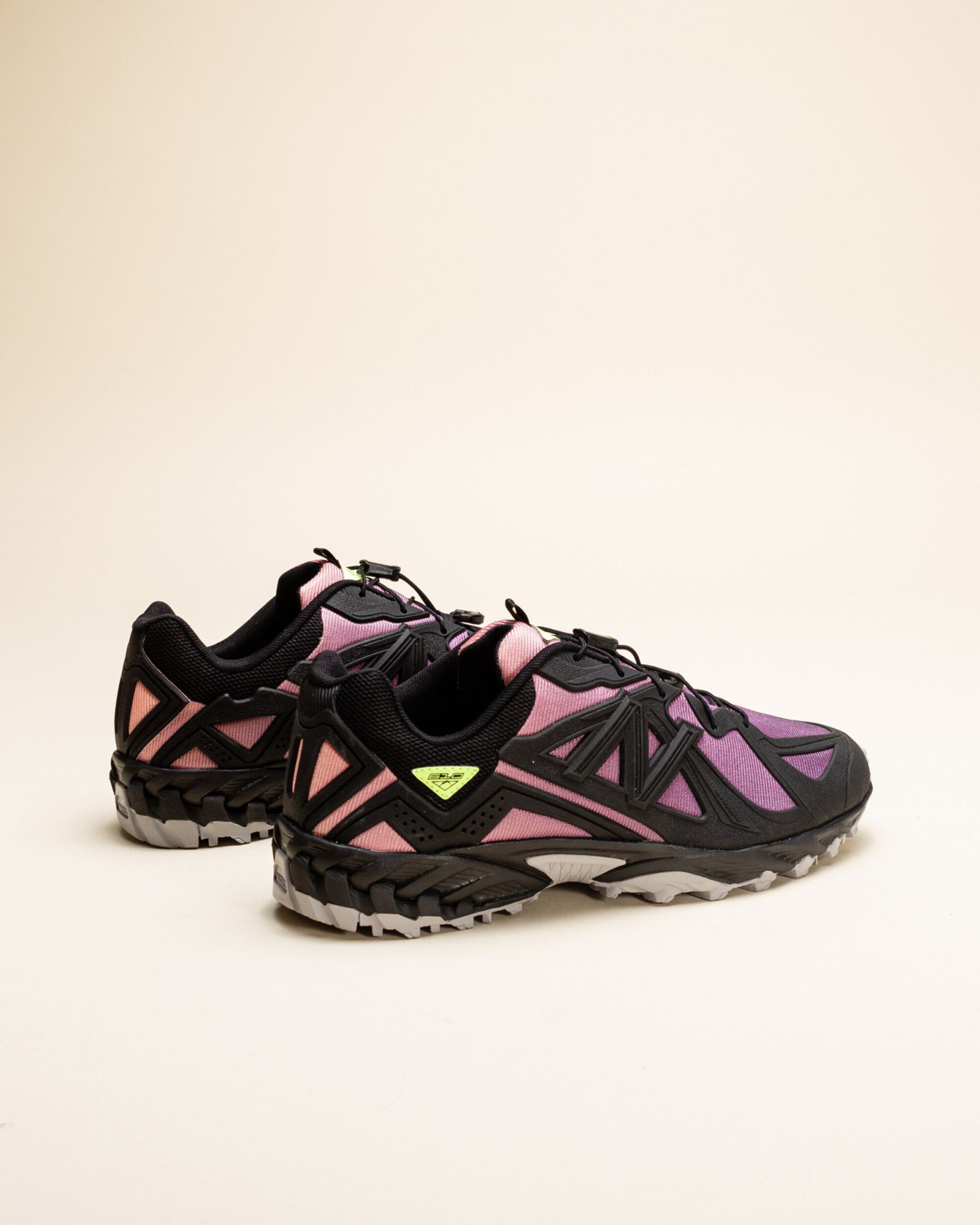 New Balance 610 -  Black/Purple