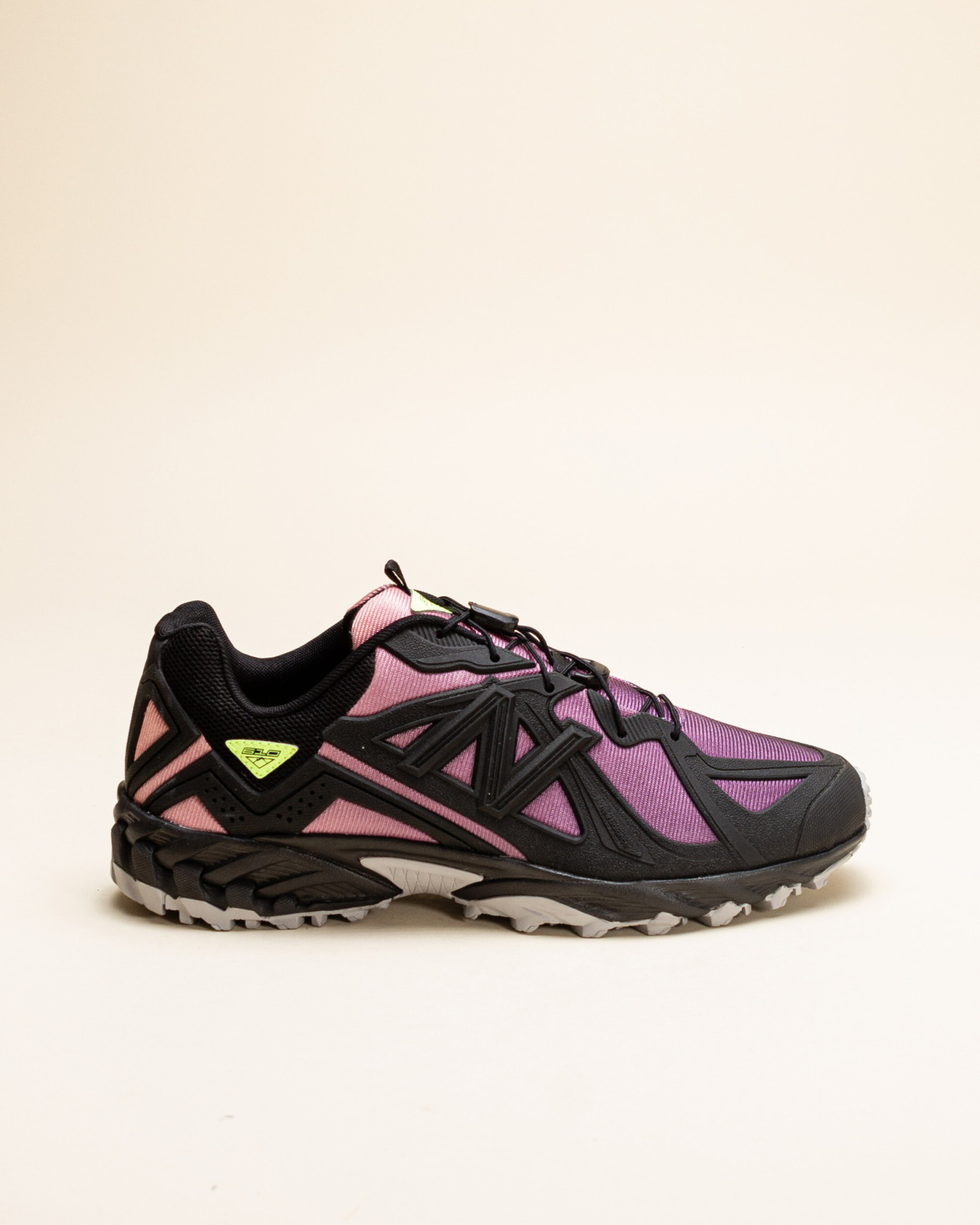 New Balance 610 -  Black/Purple