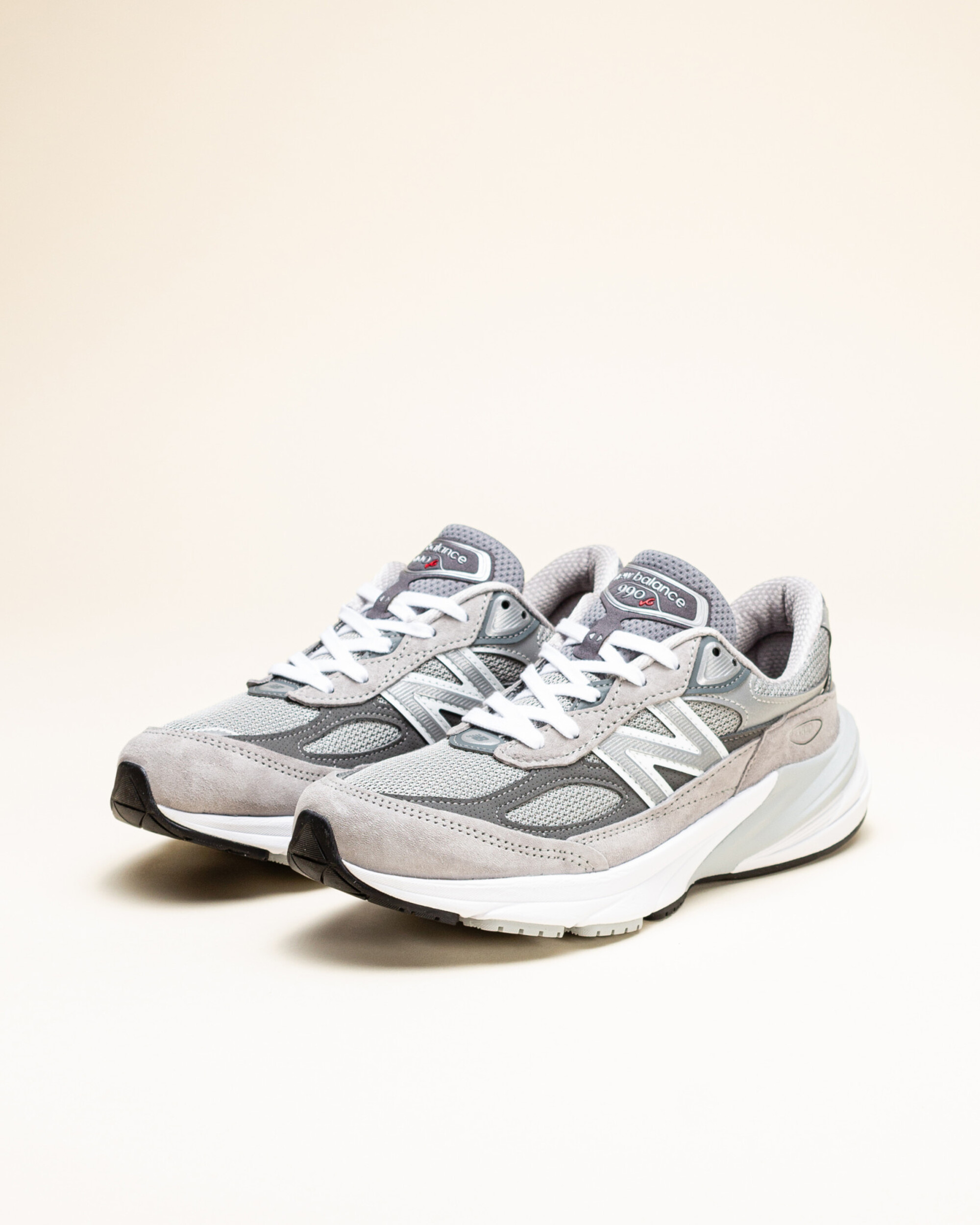 New Balance Made in USA 990v6 - Grey