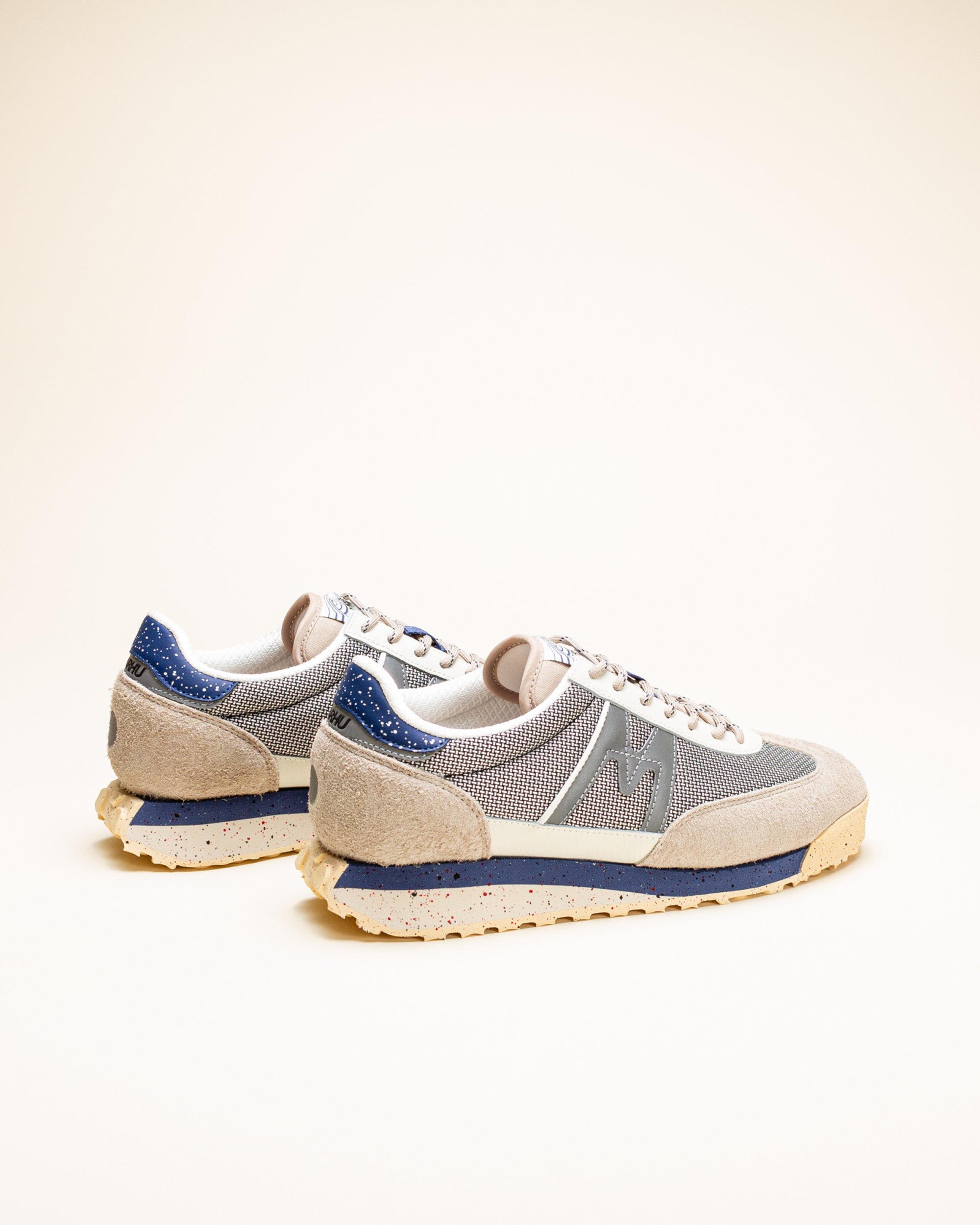 Karhu Mestari Control - Silver Lining/True Navy