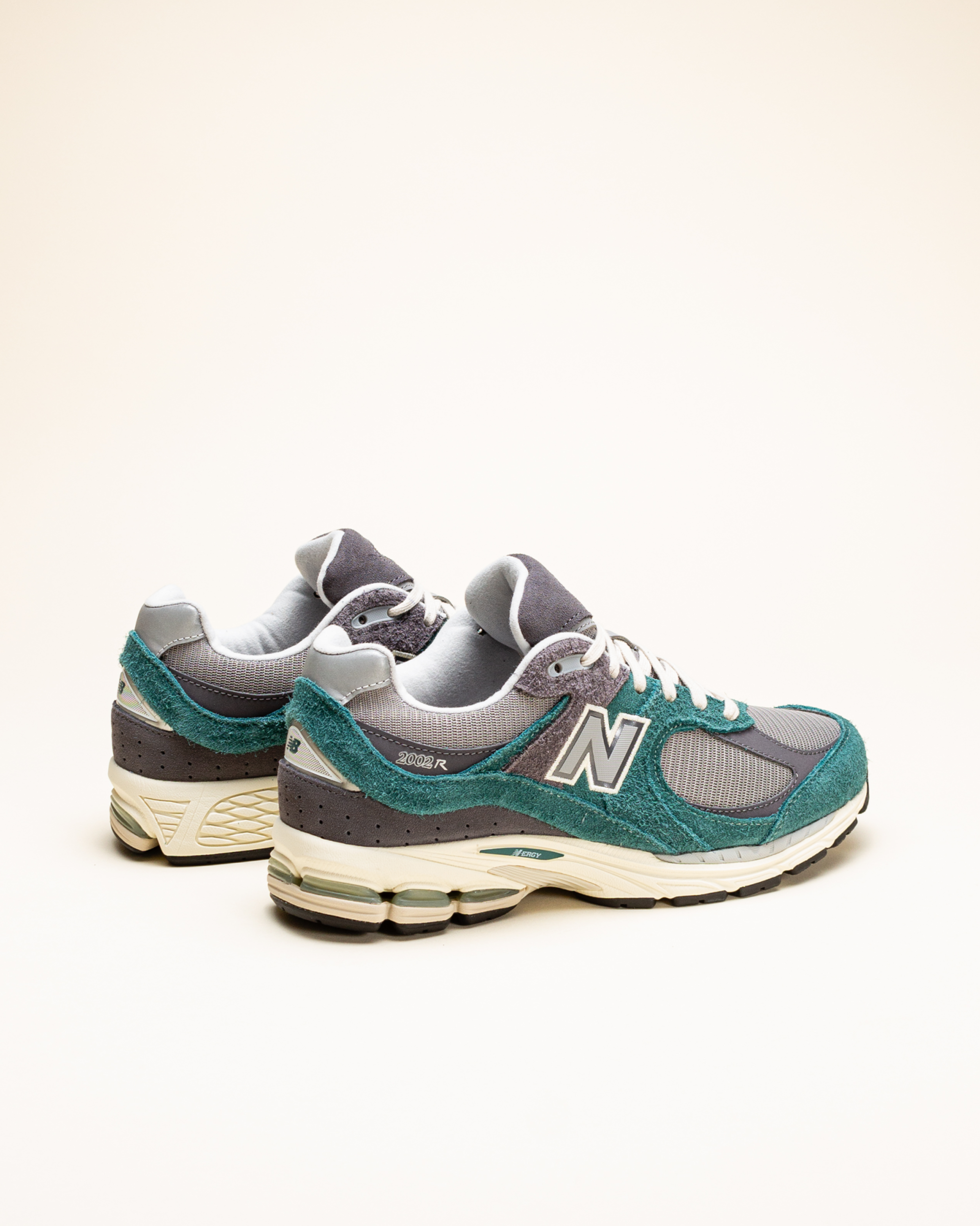 New Balance 2002R - New Spruce/Magnet/Shadow Grey