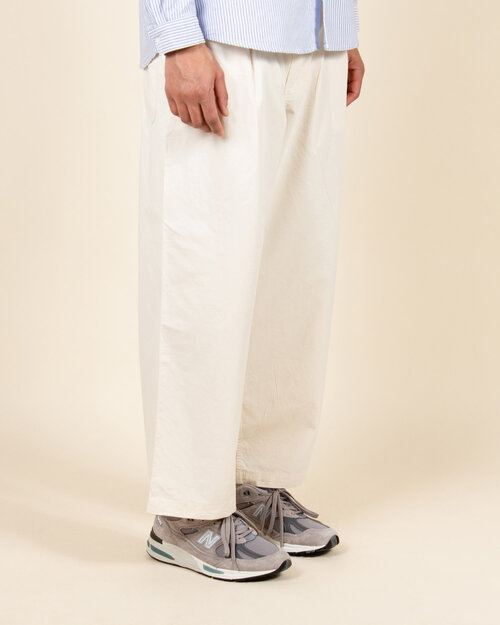 Kappy Kappy Two Tuck Wide Pants - Cream