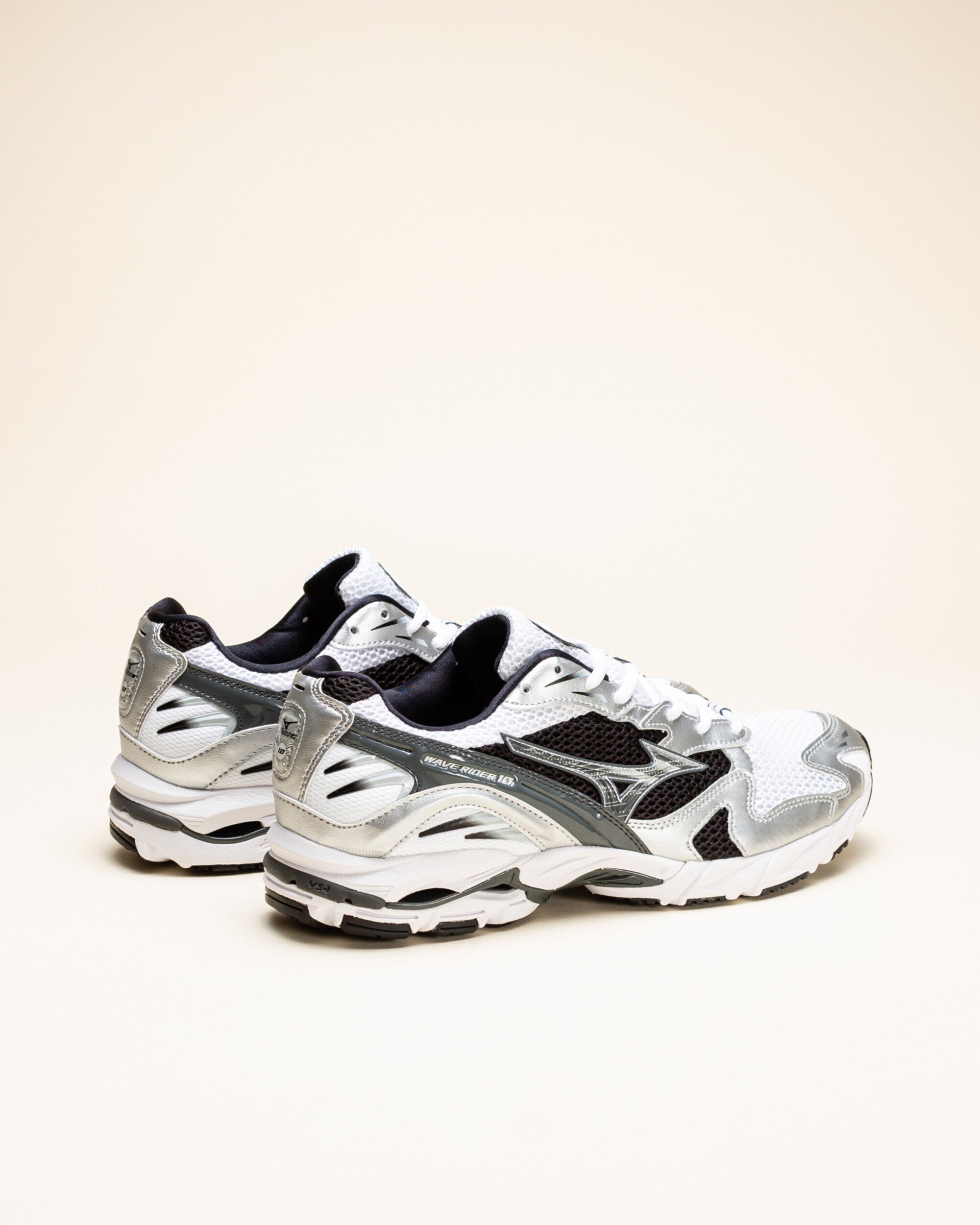 Mizuno Wave Rider 10 - White/Silver/Black