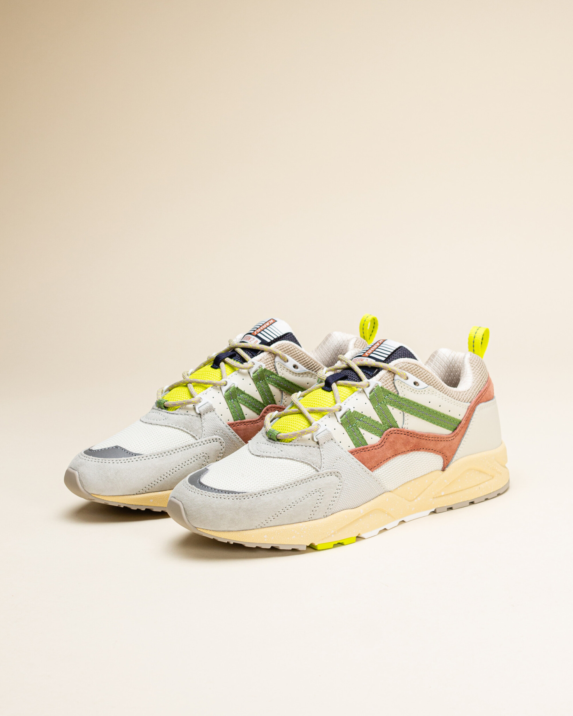 Karhu Fusion 2.0 - Lily White/Piquant Green