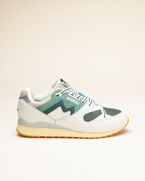 Karhu Karhu Synchron Classic - Lily White/Forest Green