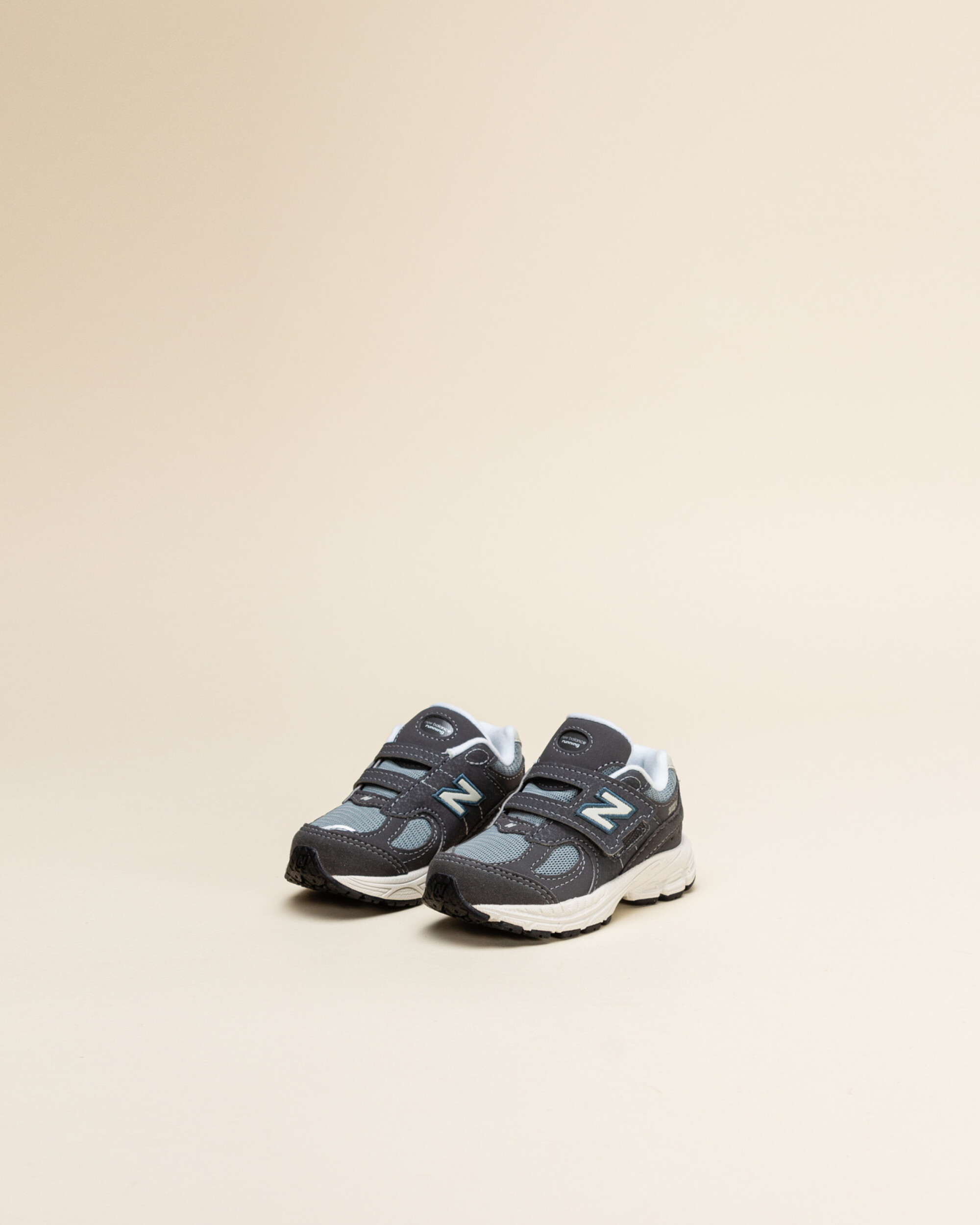 New Balance Kids 2002 - Magnet/Lead