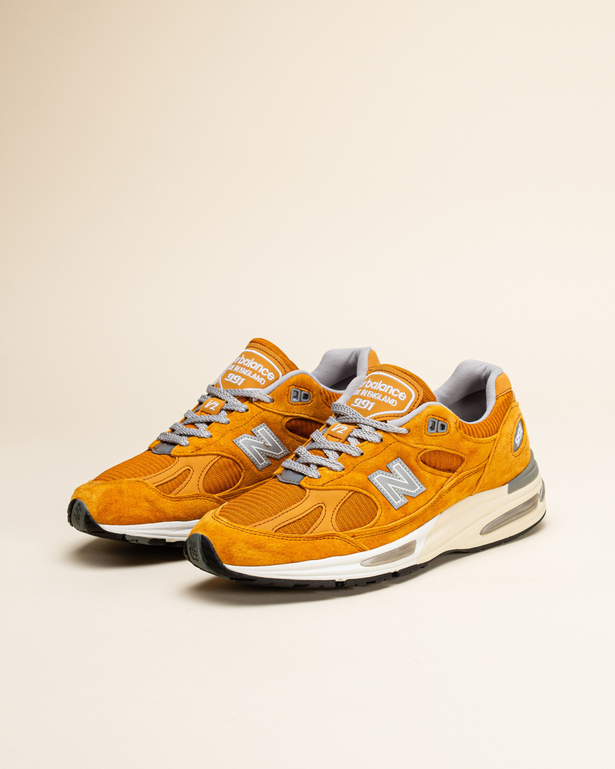 New Balance Made In UK 991v2 - Yellow/Silver