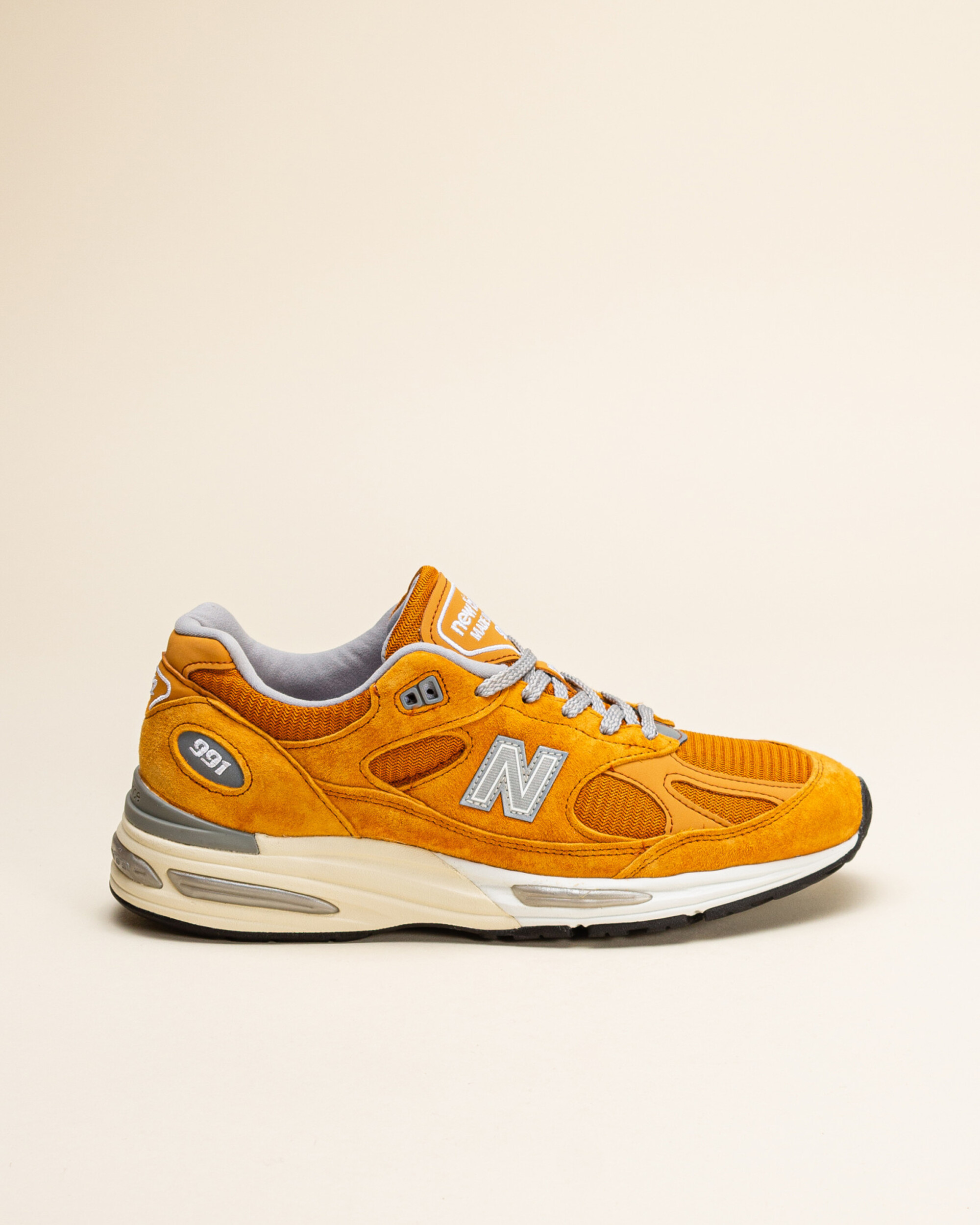 New Balance Made In UK 991v2 - Yellow/Silver