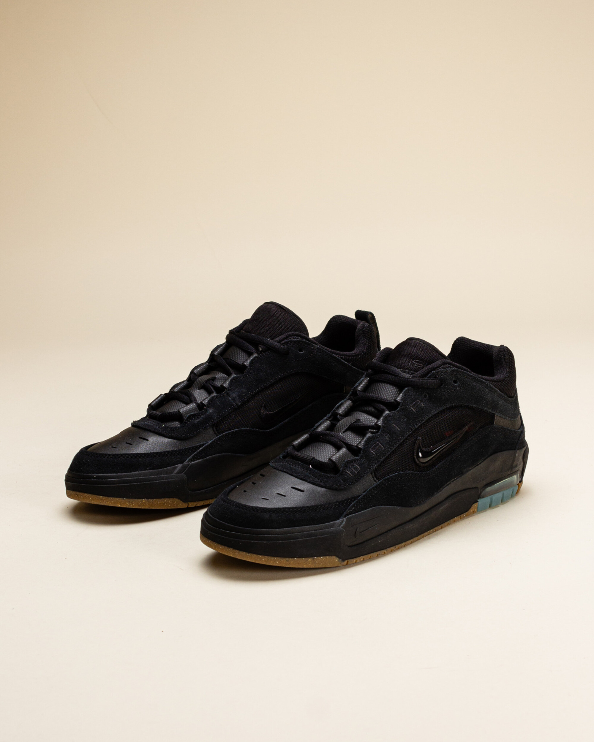 Nike SB Air Max Ishod - Black/Anthracite Black