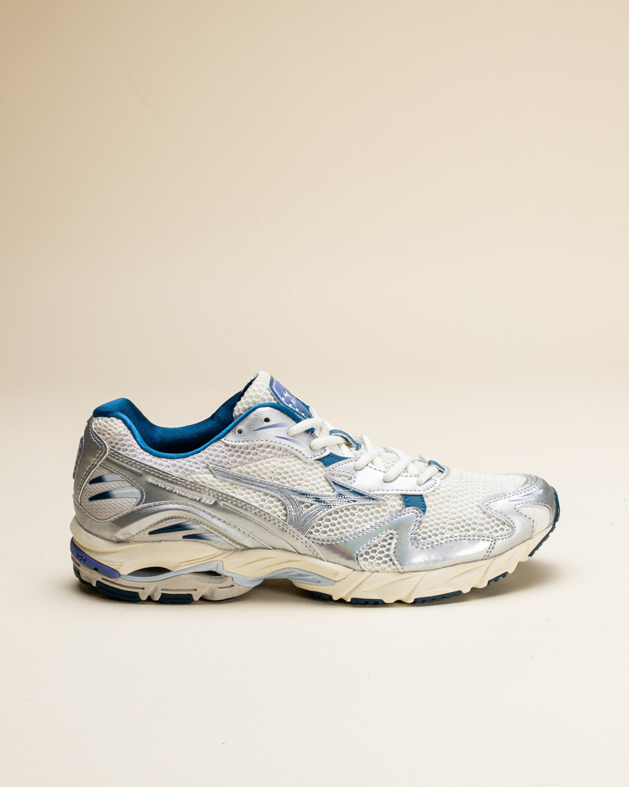 Mizuno Wave Rider 10 - Arctic Ice/Snow White