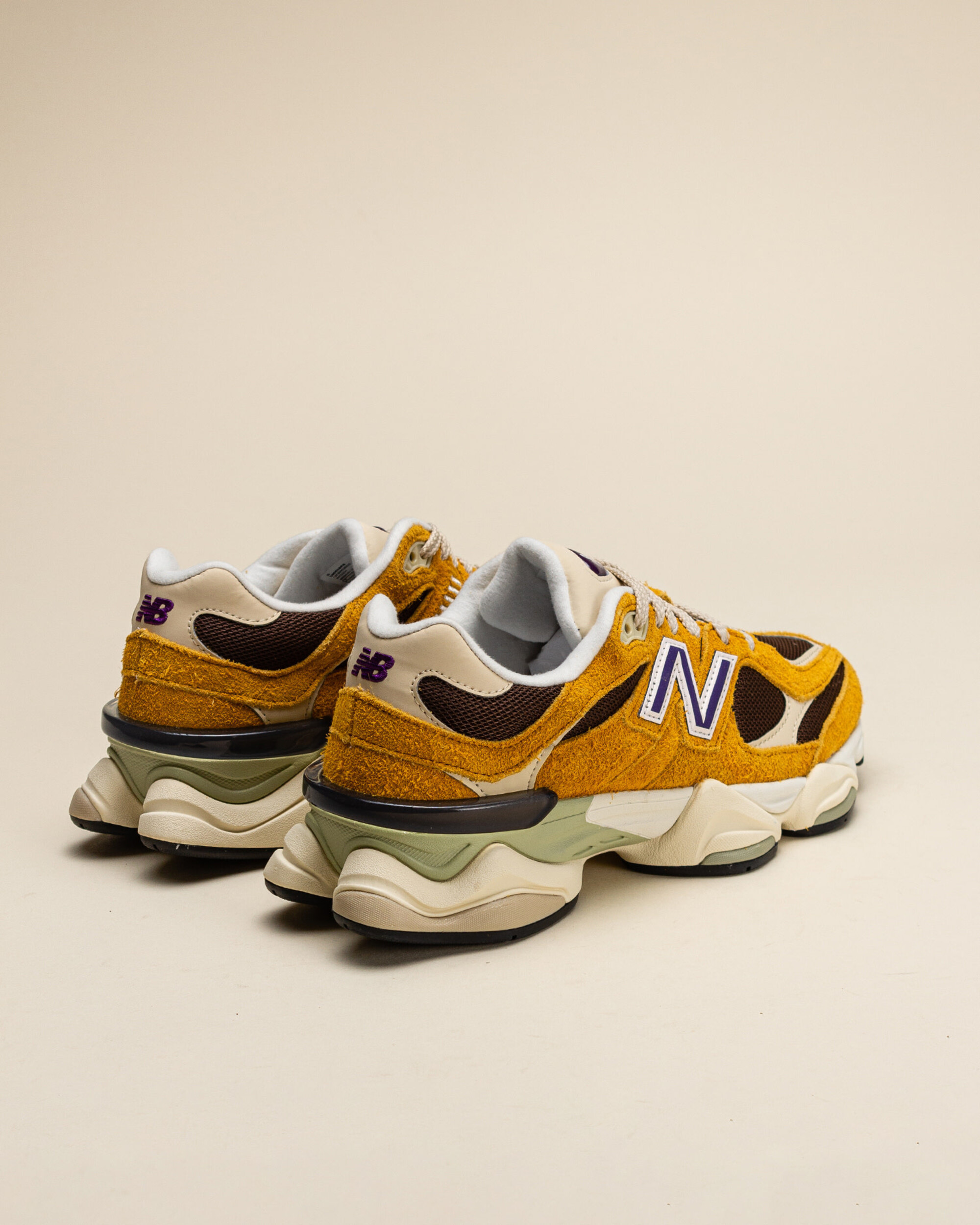New Balance 9060 Butterscotch
