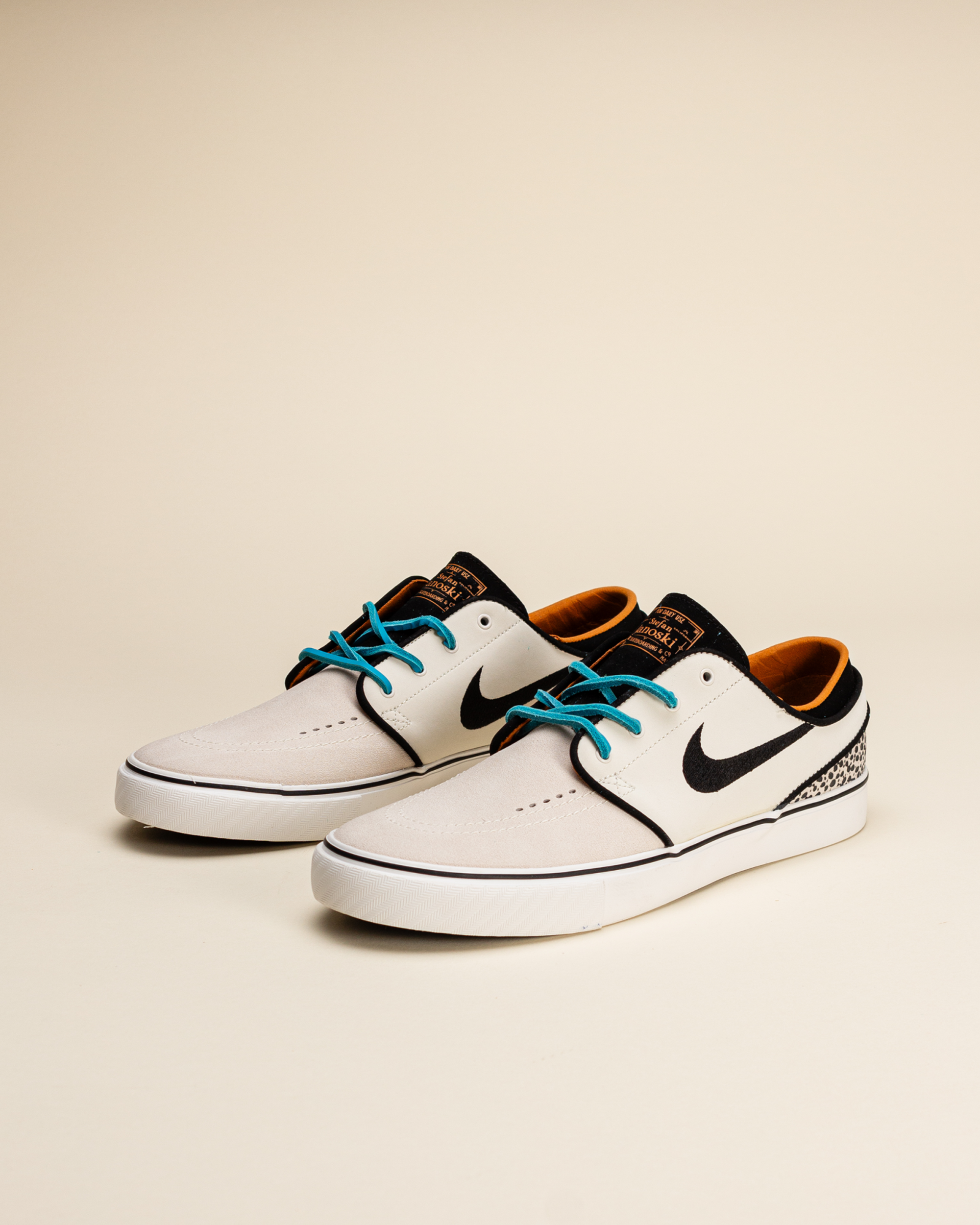 Nike SB Zoom  Janoski OG Electric - Phantom / Chlorine Blue Black