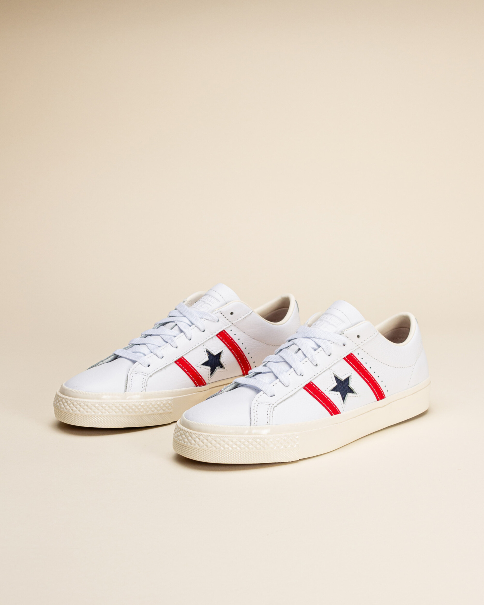 Converse One Star Academy Pro Ox - White / Red Blue