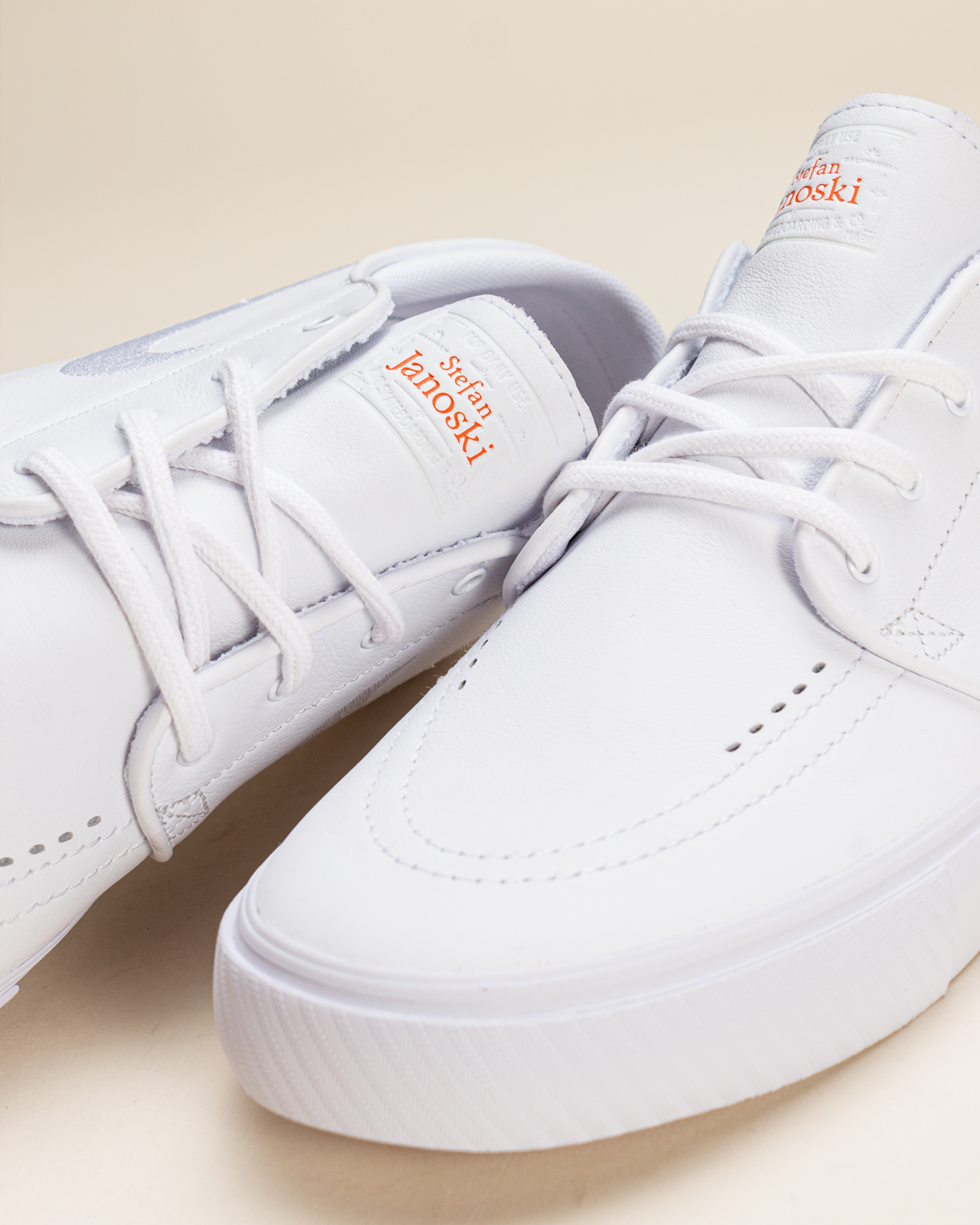 Nike SB Zoom Janoski OG+ ISO White/white-white-white