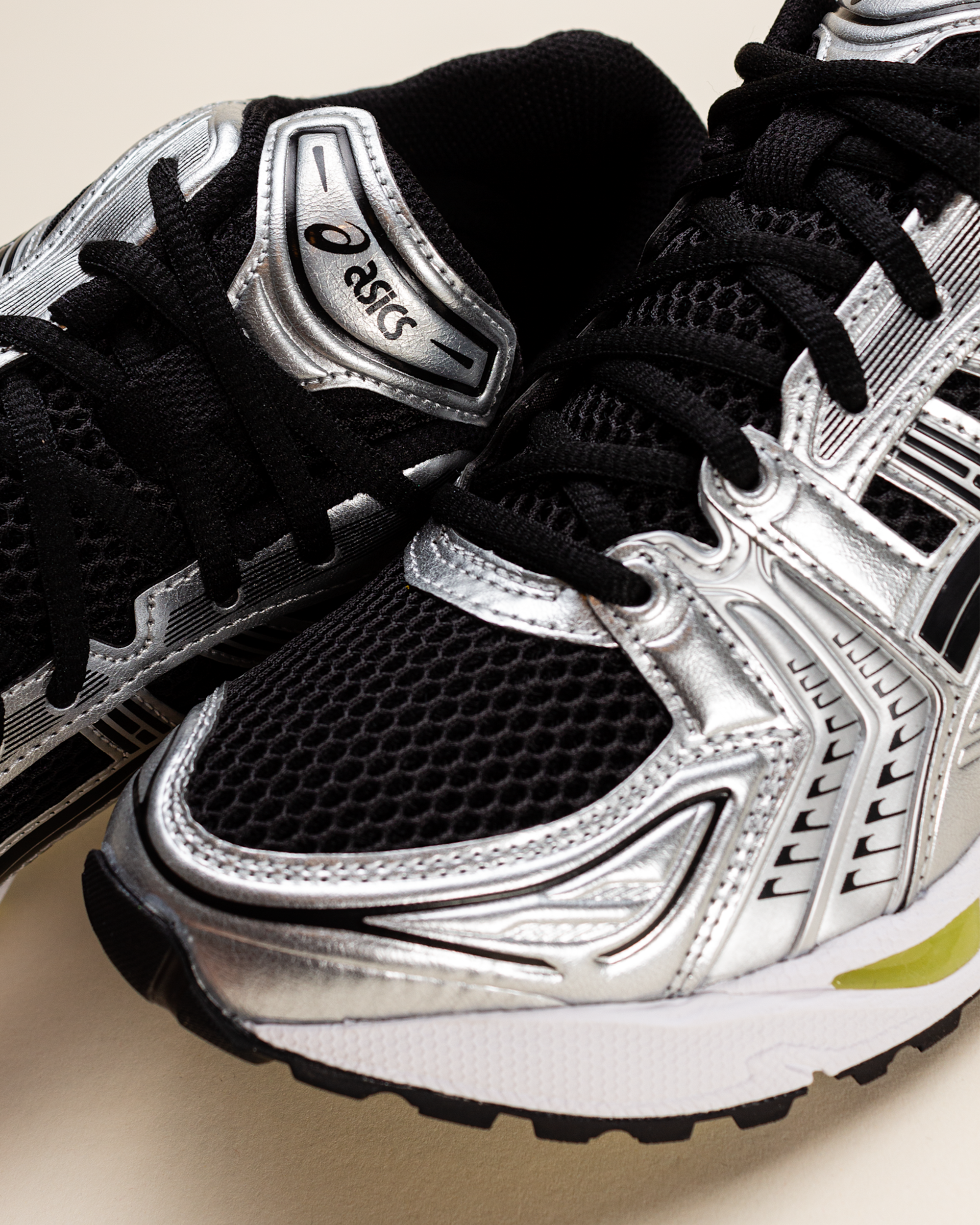 Asics Gel-Kayano 14 - Black/Lemon Spark