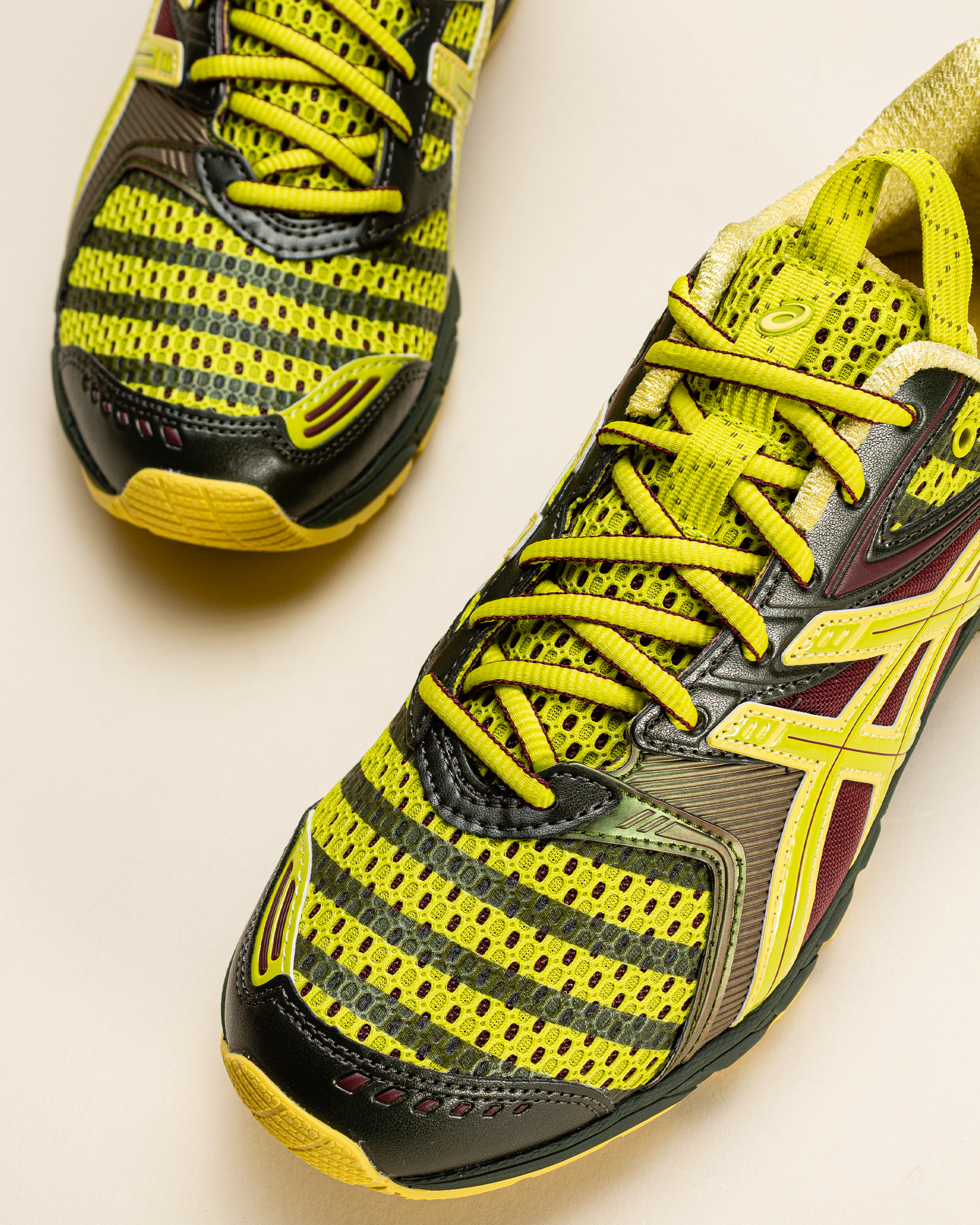 Asics Ub9-S Gel-Ds Trainer 14 - Dark Mustard/Truffle Grey