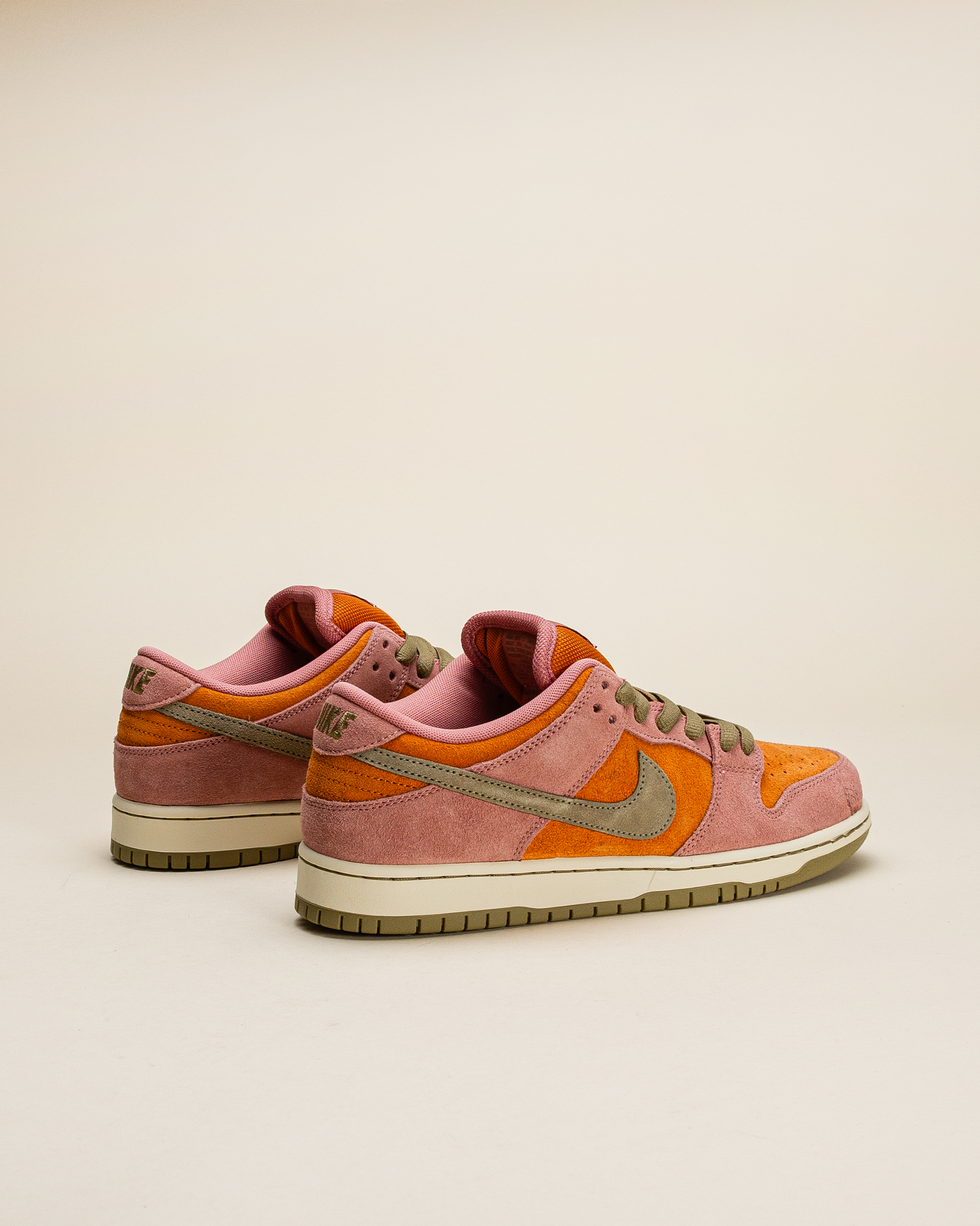 Nike SB Dunk Low Pro Red Stardust/Neutral Olive-Monarch