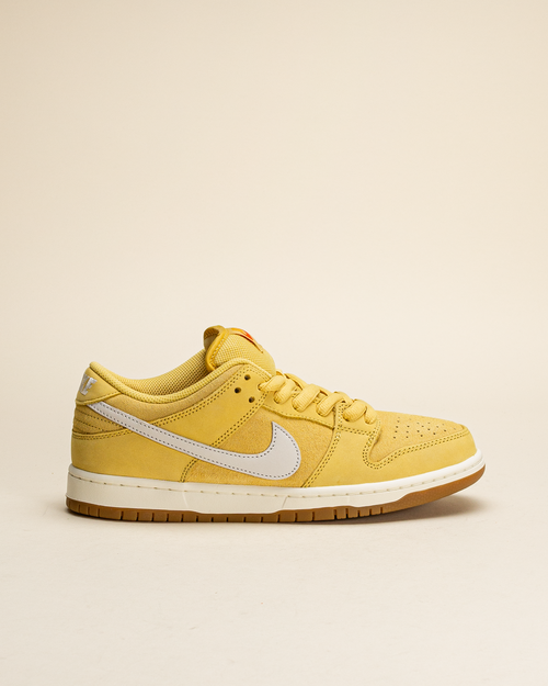 Nike Nike SB Dunk Low Pro Saturn Gold / Solar Flare