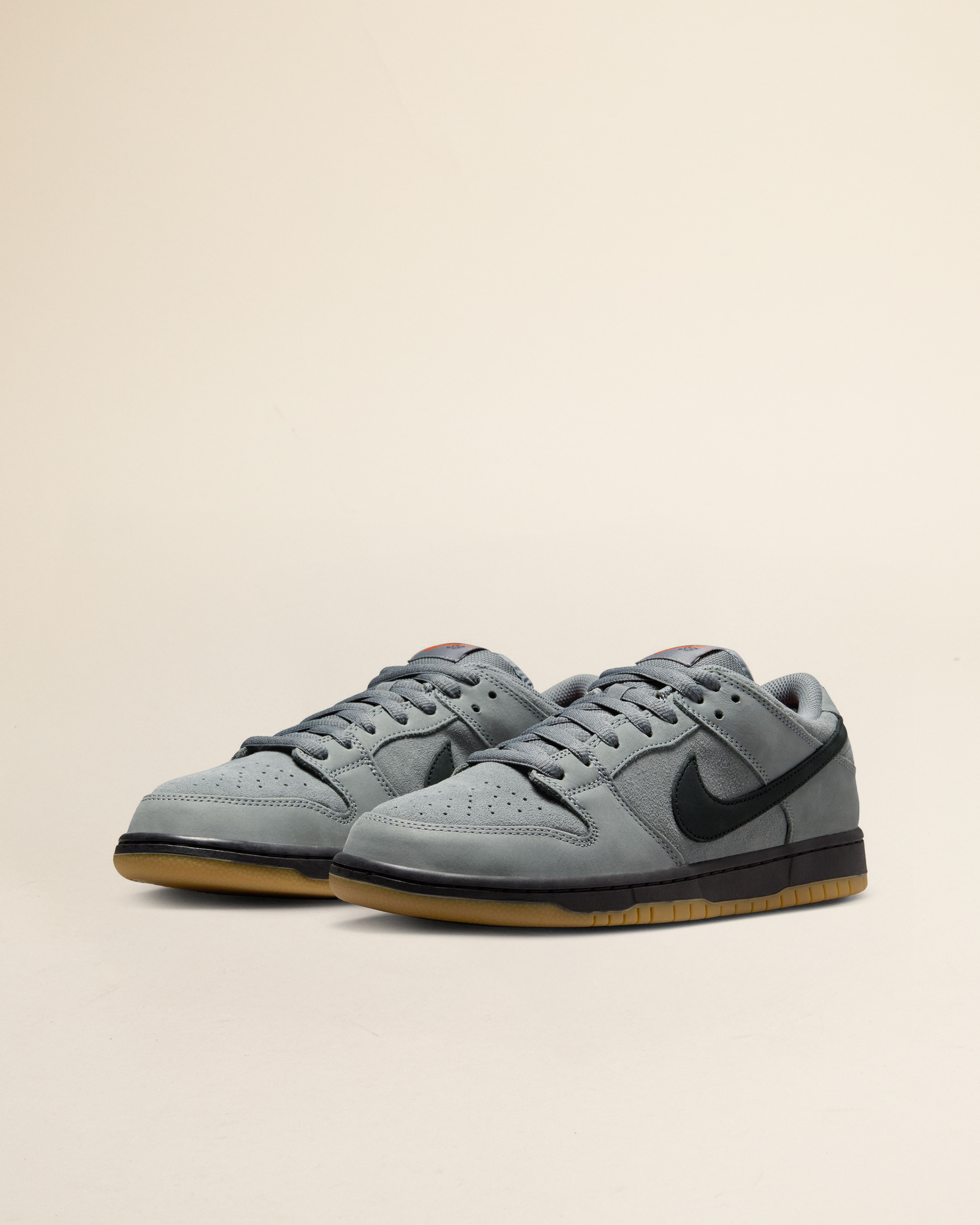靴 Nike SB Dunk Low PRO \"Cool Grey/Black\" Nike SB Dunk Low Pro Cool Grey FJ1674-002