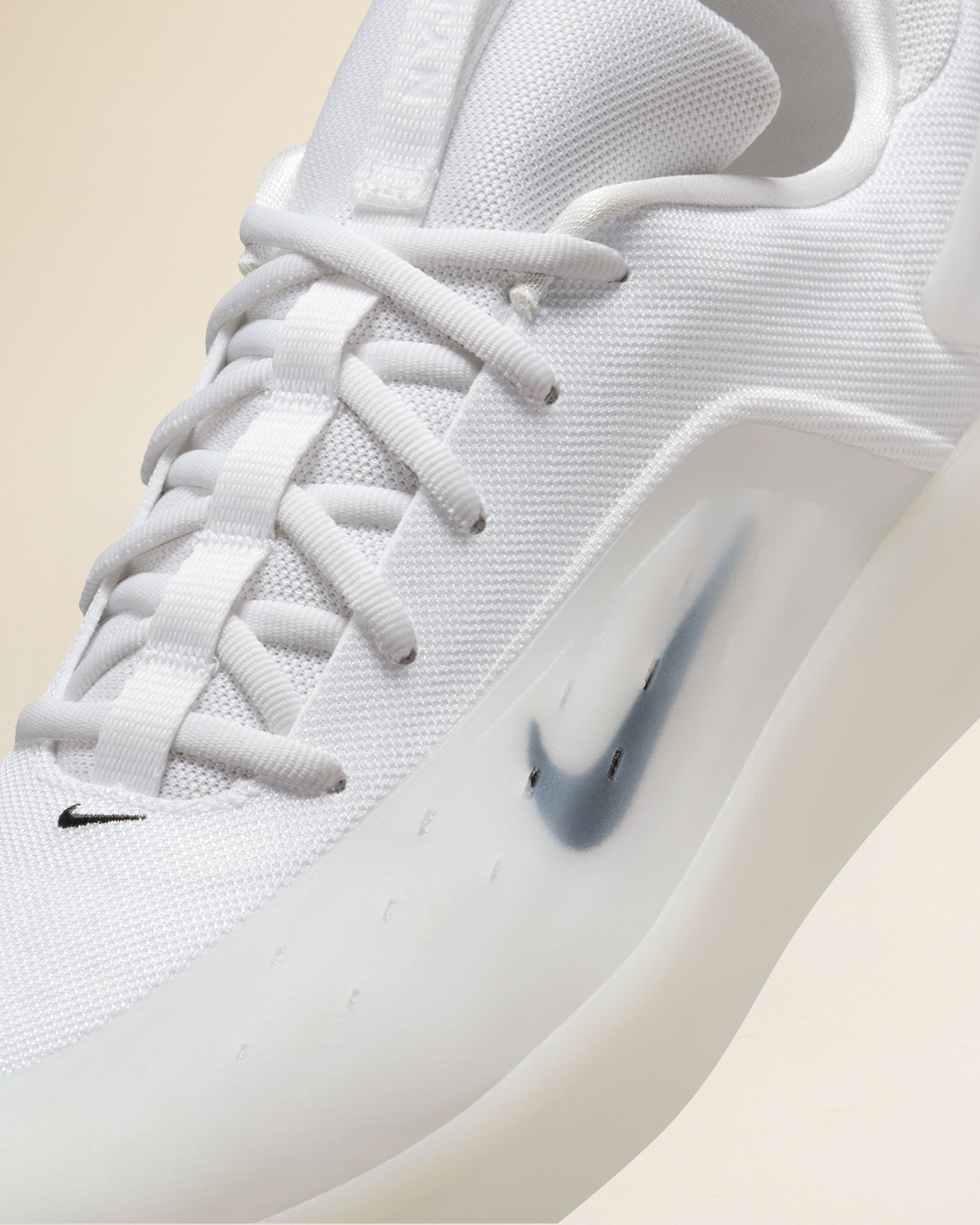 Nike SB Zoom Nyjah 4 White/Black-White-Black