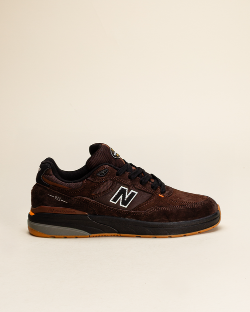 New Balance New Balance Numeric NM933BST