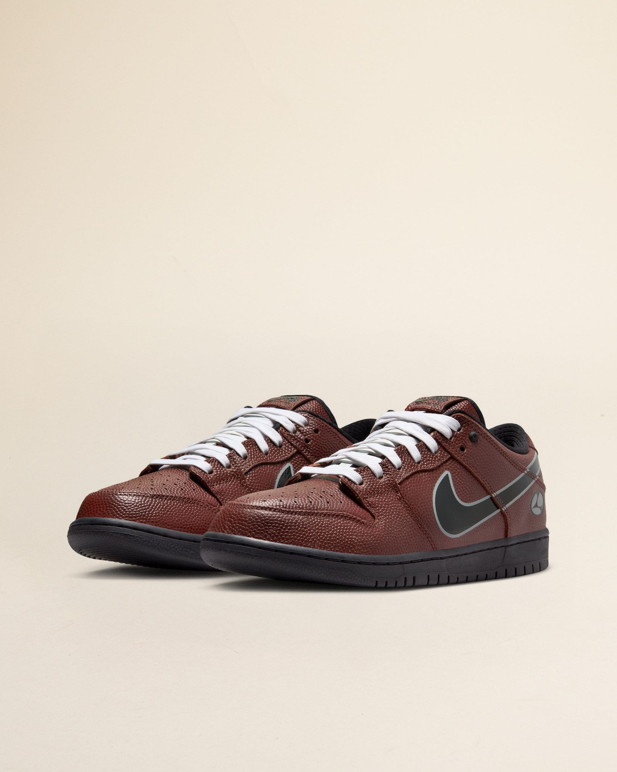 Nike SB x Limosine Dunk Low Pro Dark Pony/Black Silver White