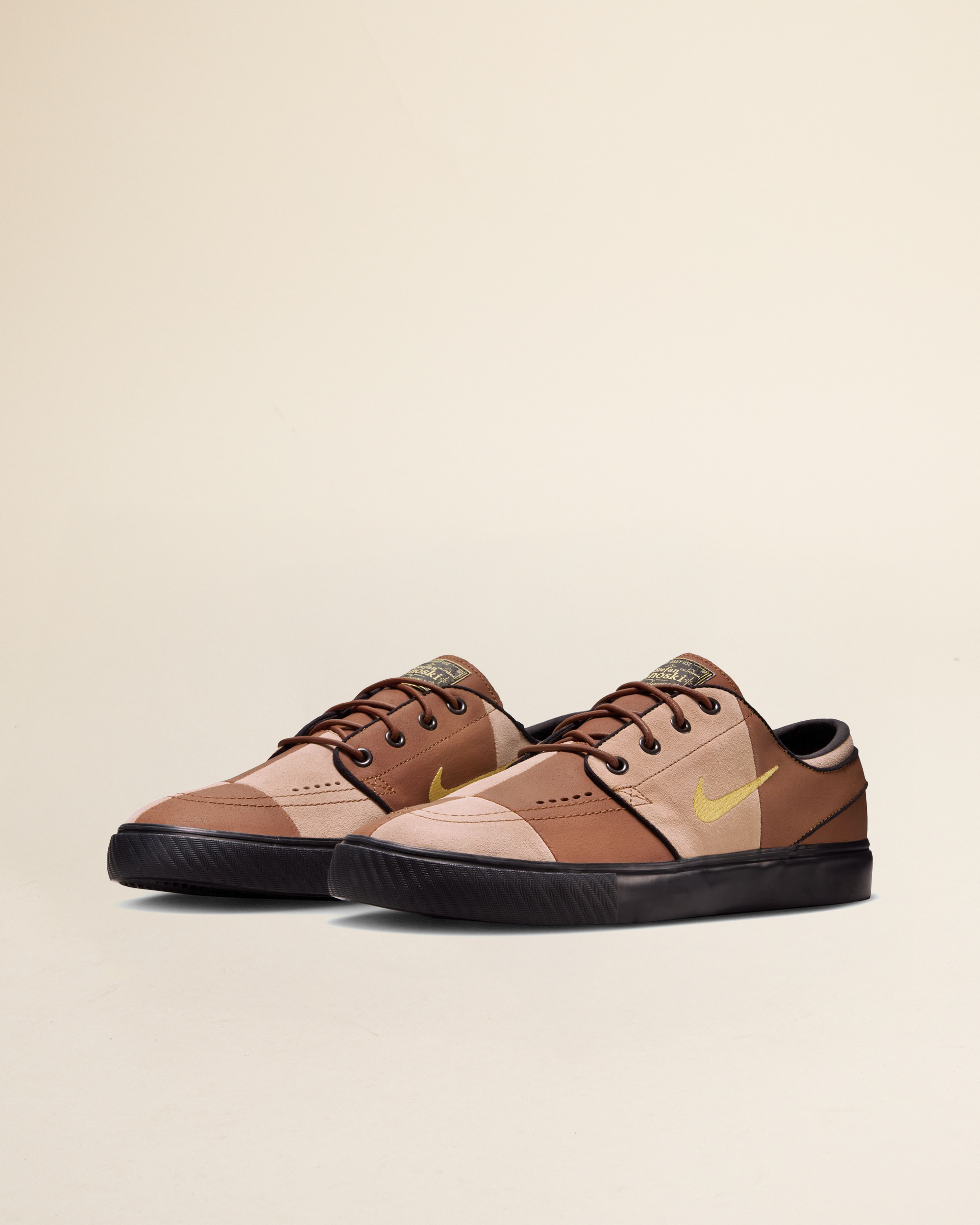 Nike SB Zoom Janoski OG Light British Tan/Hemp/Black/Saturn Gold