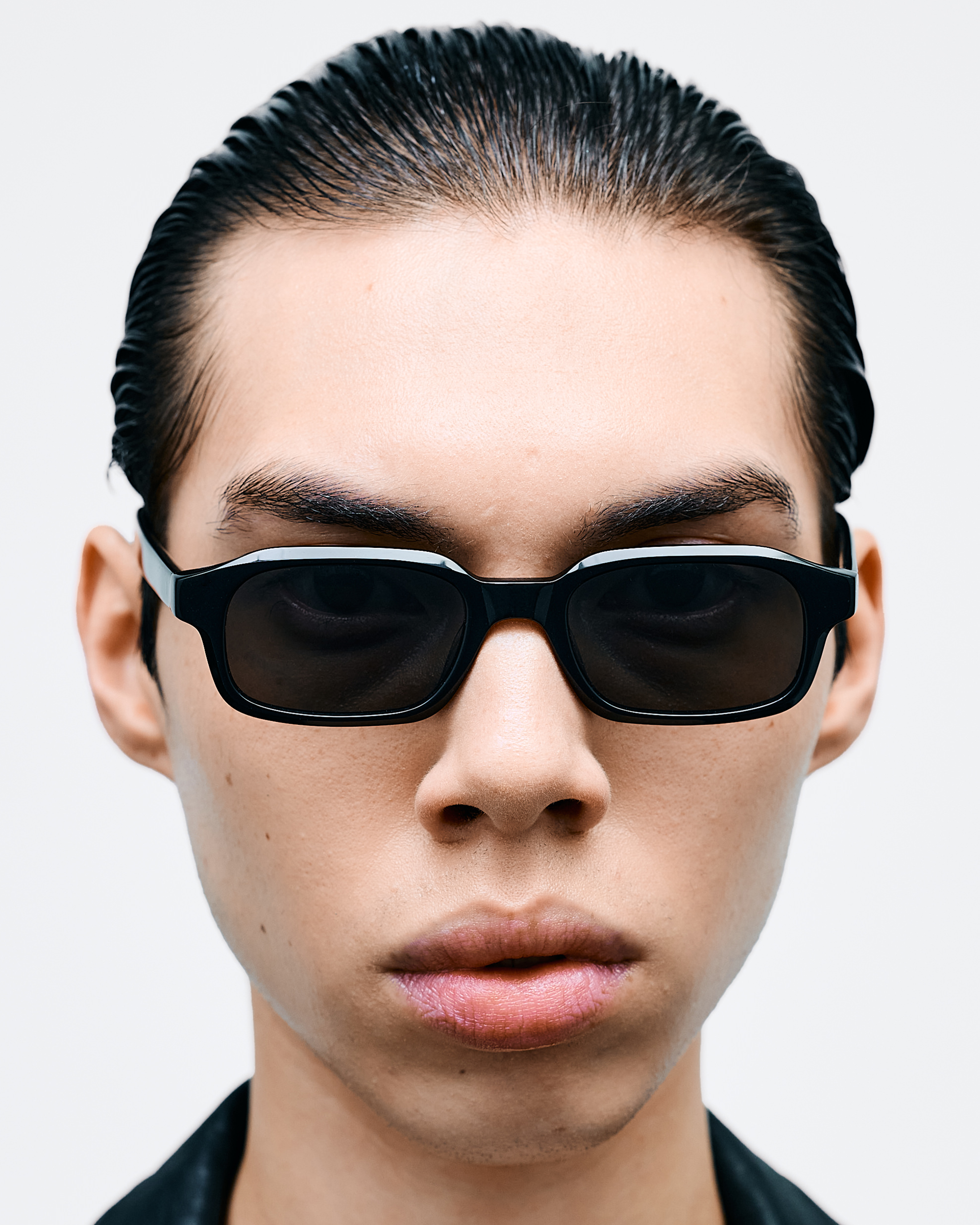 Flatlist 'Hanky' - Solid Black/Solid Black Lens