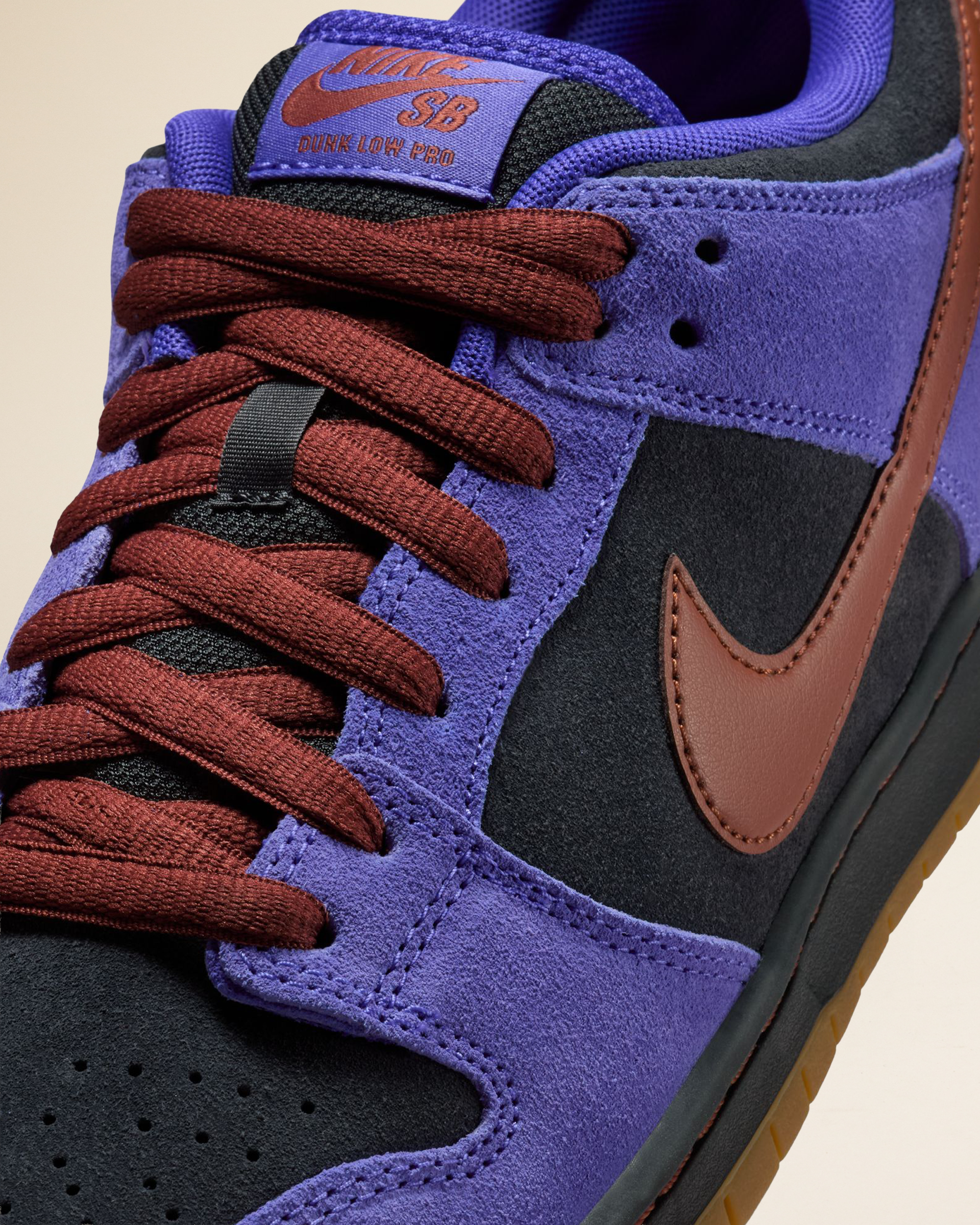 Nike SB Dunk Low Pro -  Persian Violet/Cinnamon/Off Noir