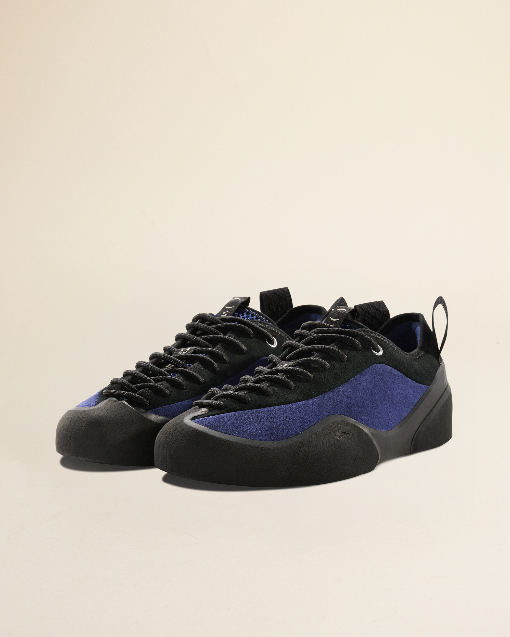 Village 1PM Leather Suede - Blueprint - Black / Natural Black