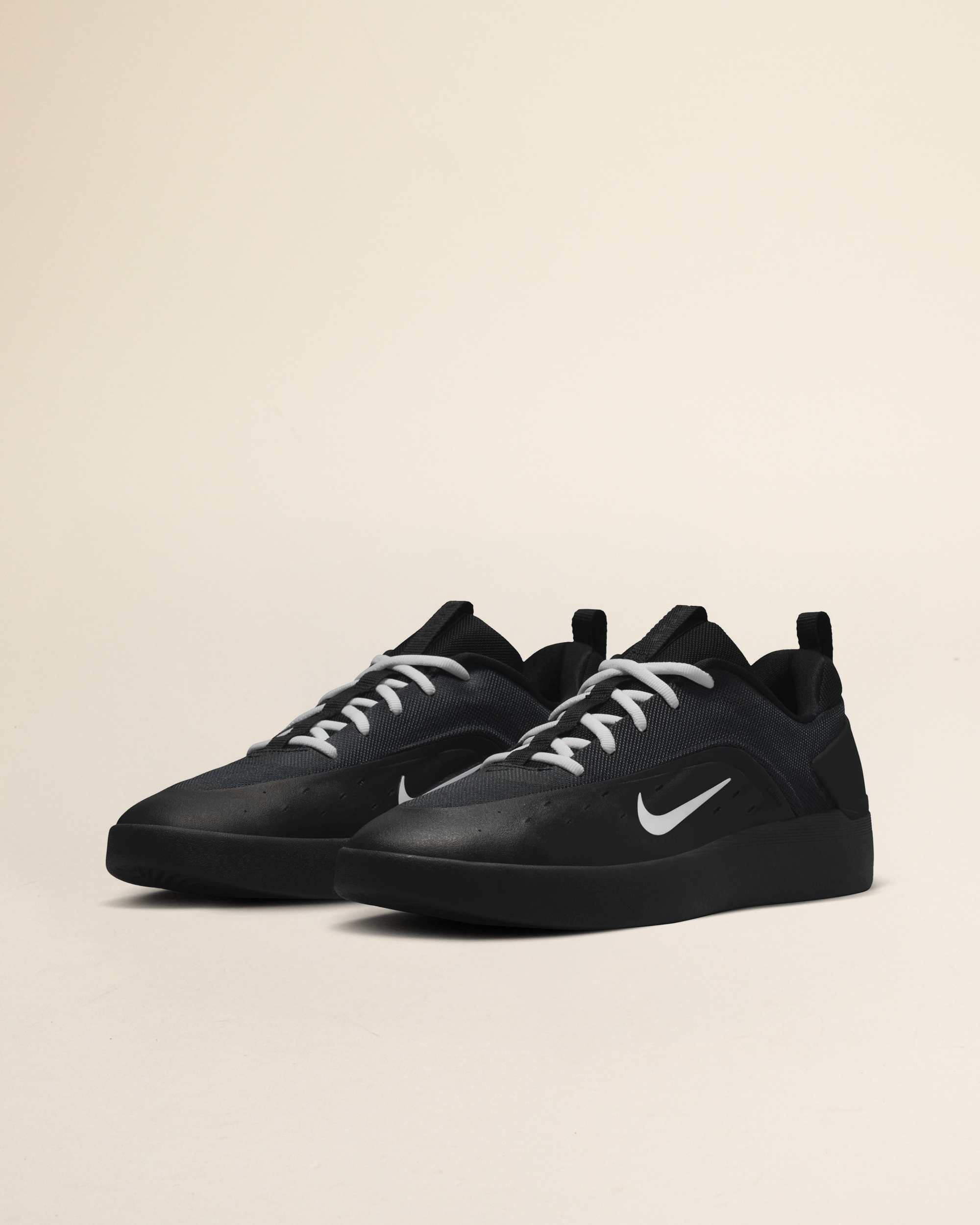 Nike SB Nyjah 4 Black/Black-White-Black