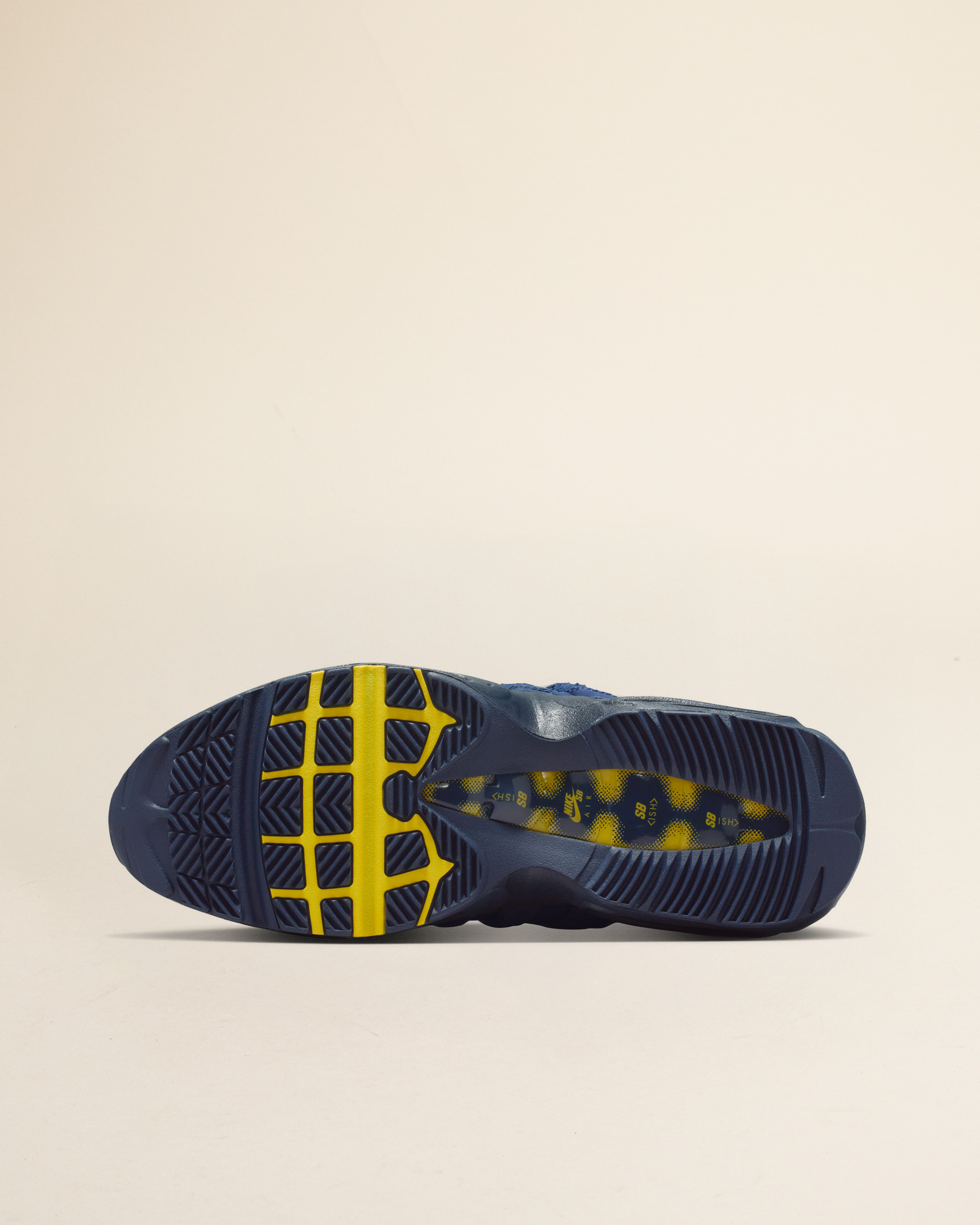 Nike SB Air Max 95 X Eric Koston "Obisian and Speed Yellow"