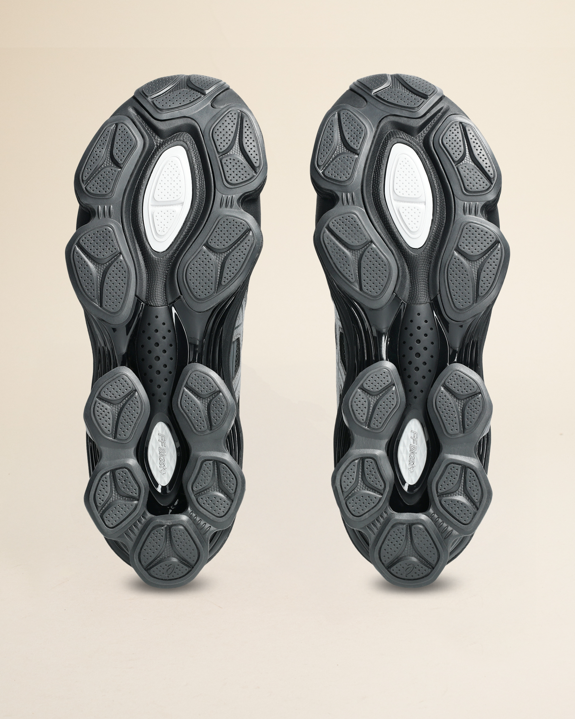 Asics Gel-Kinetic Fluent Graphite Grey/Pure Silver