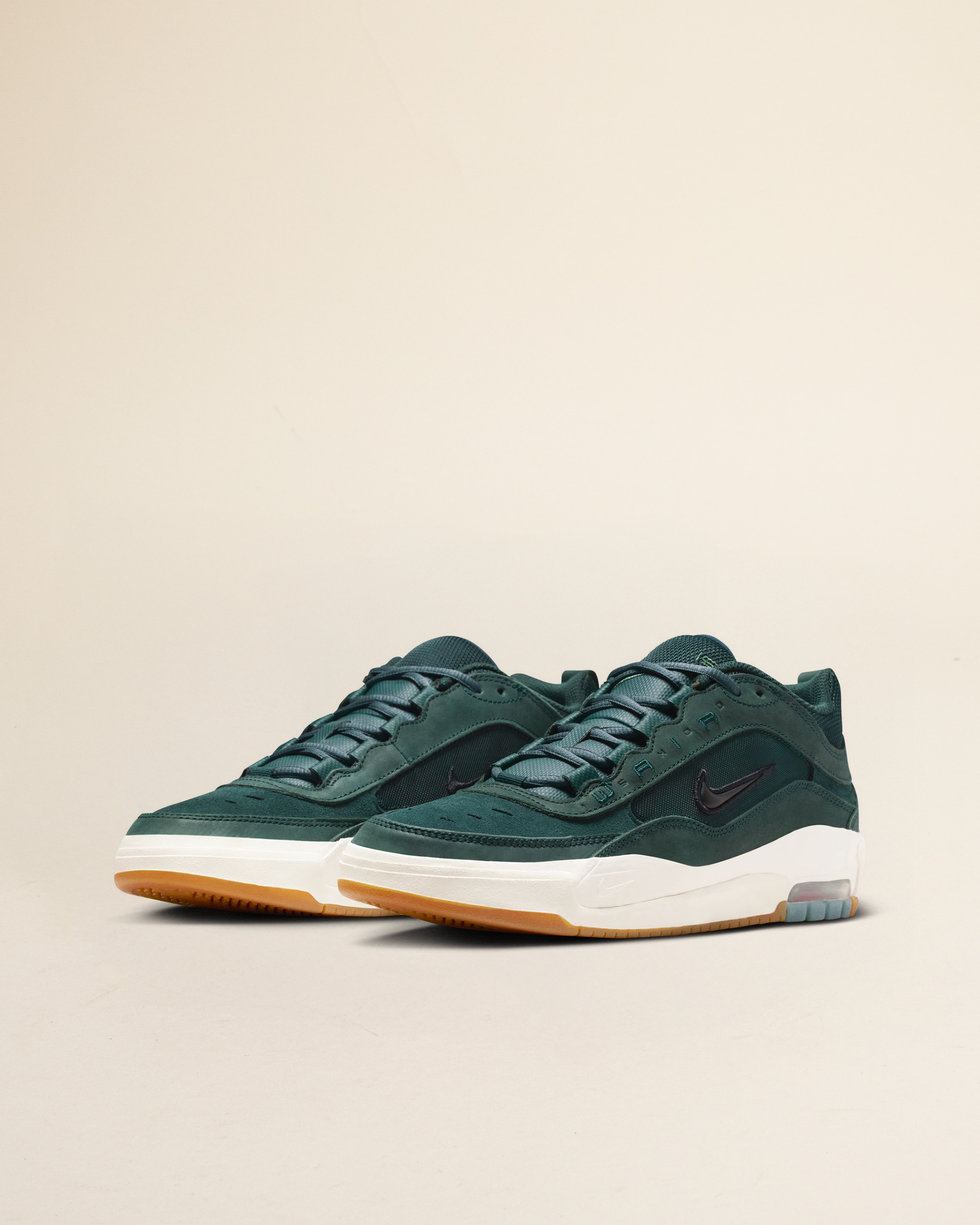 Nike SB Air Max Ishod - Deep Fir/Black For Sail