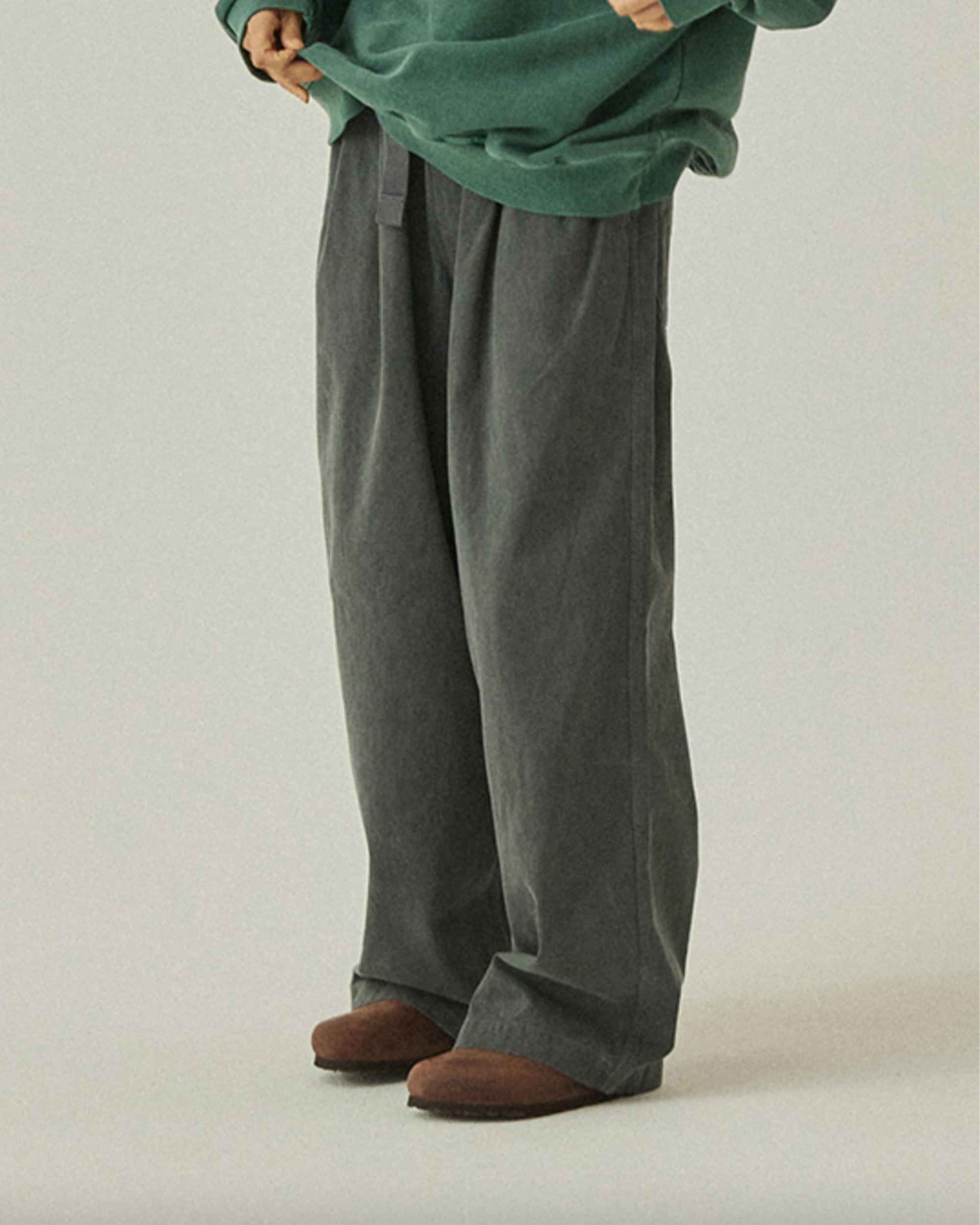 Kappy Two Tuck Wide Kation Pants Dark Grey