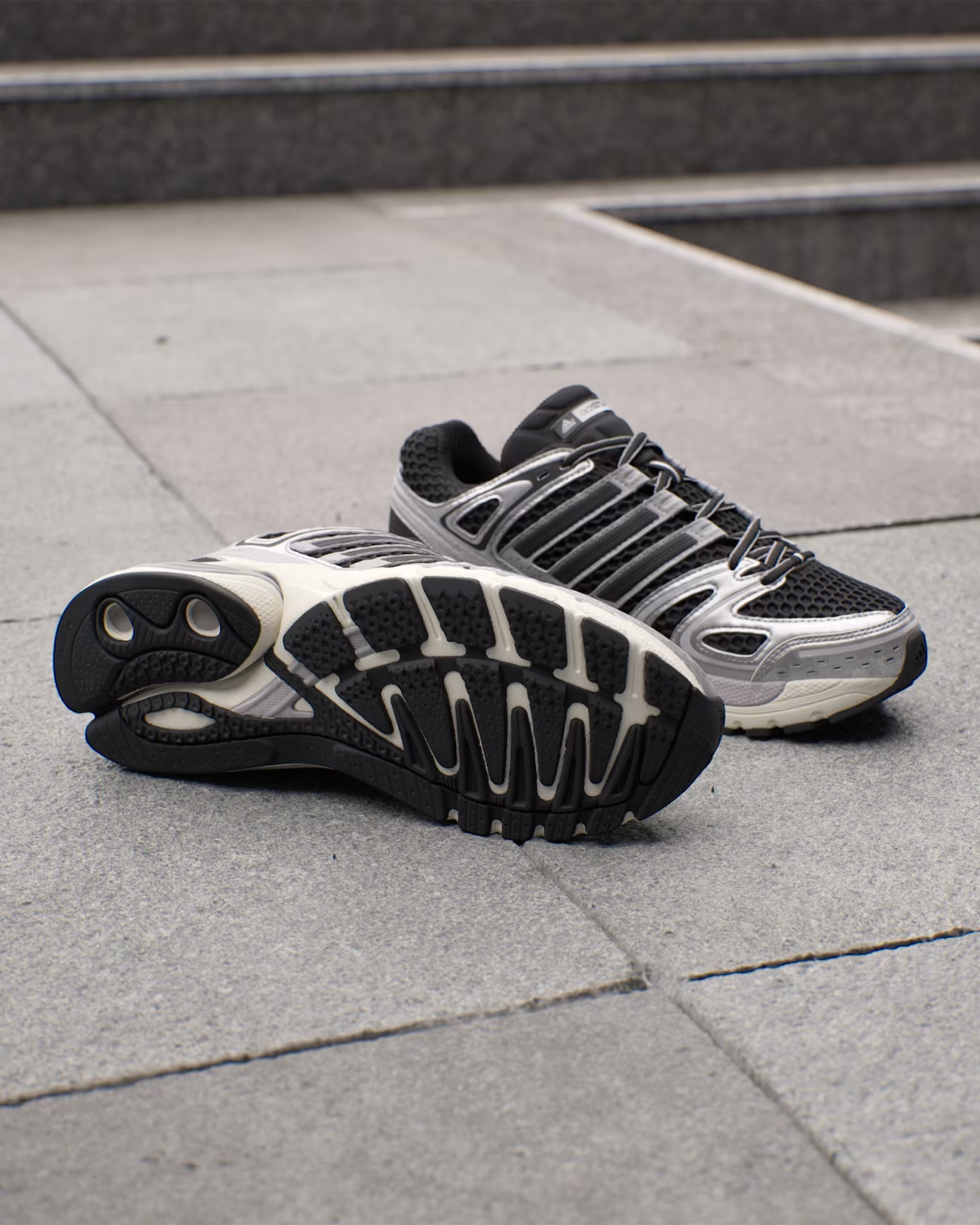 Adidas Adistar Control S - Core Black/ Silver Metallic/ Grey one