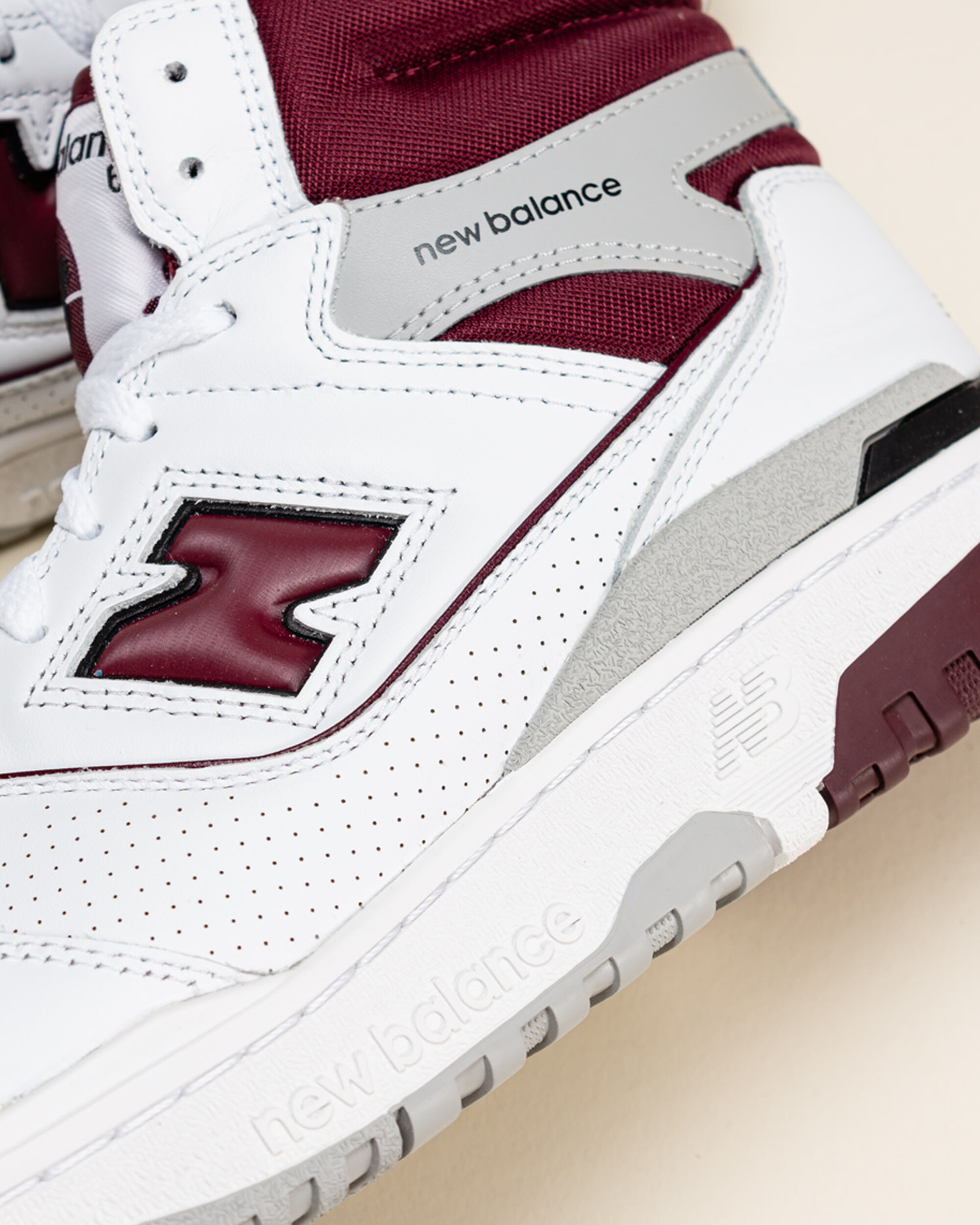 New Balance 650 - White / Burgundy