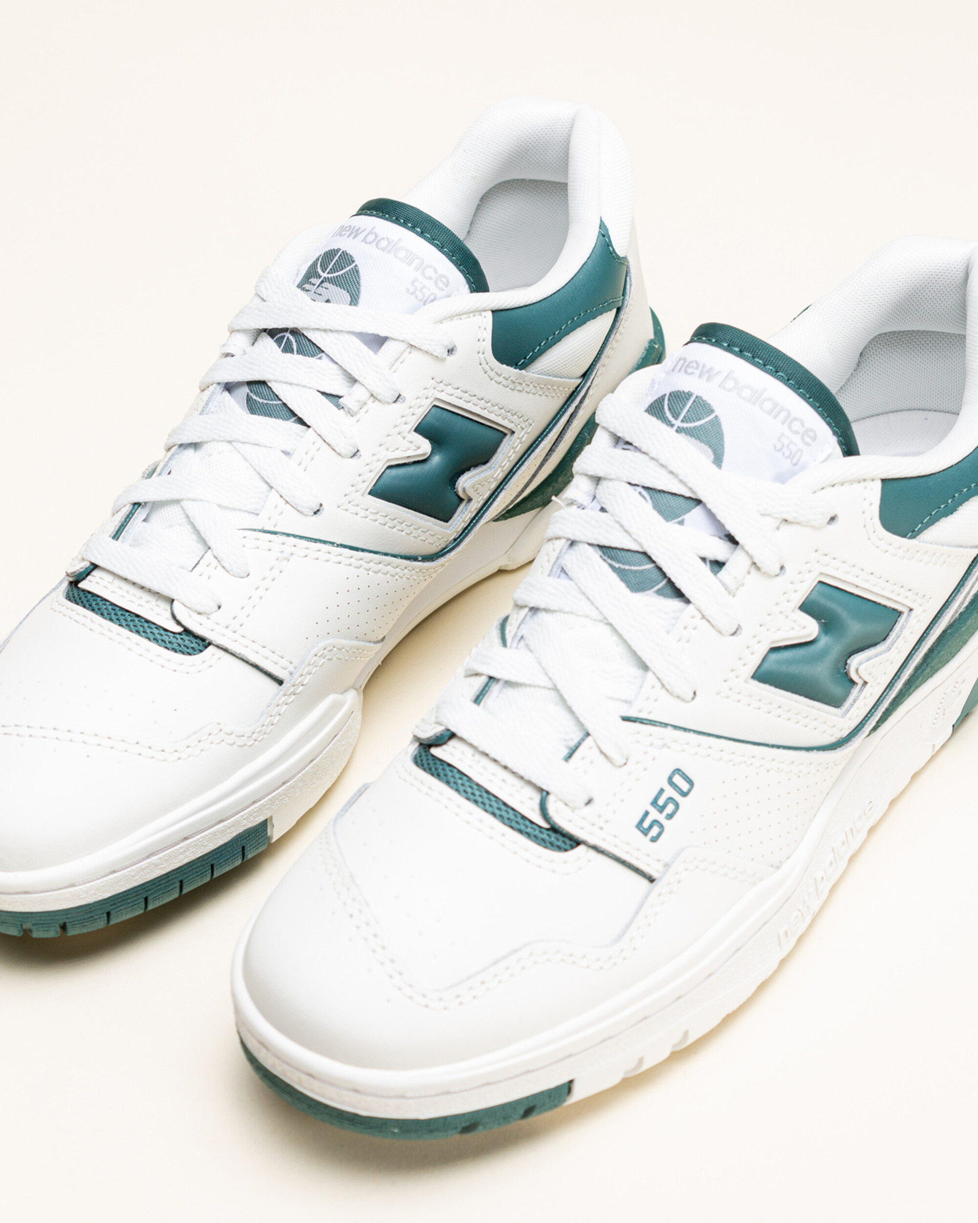 New Balance 550 - Reflection / New Spruce