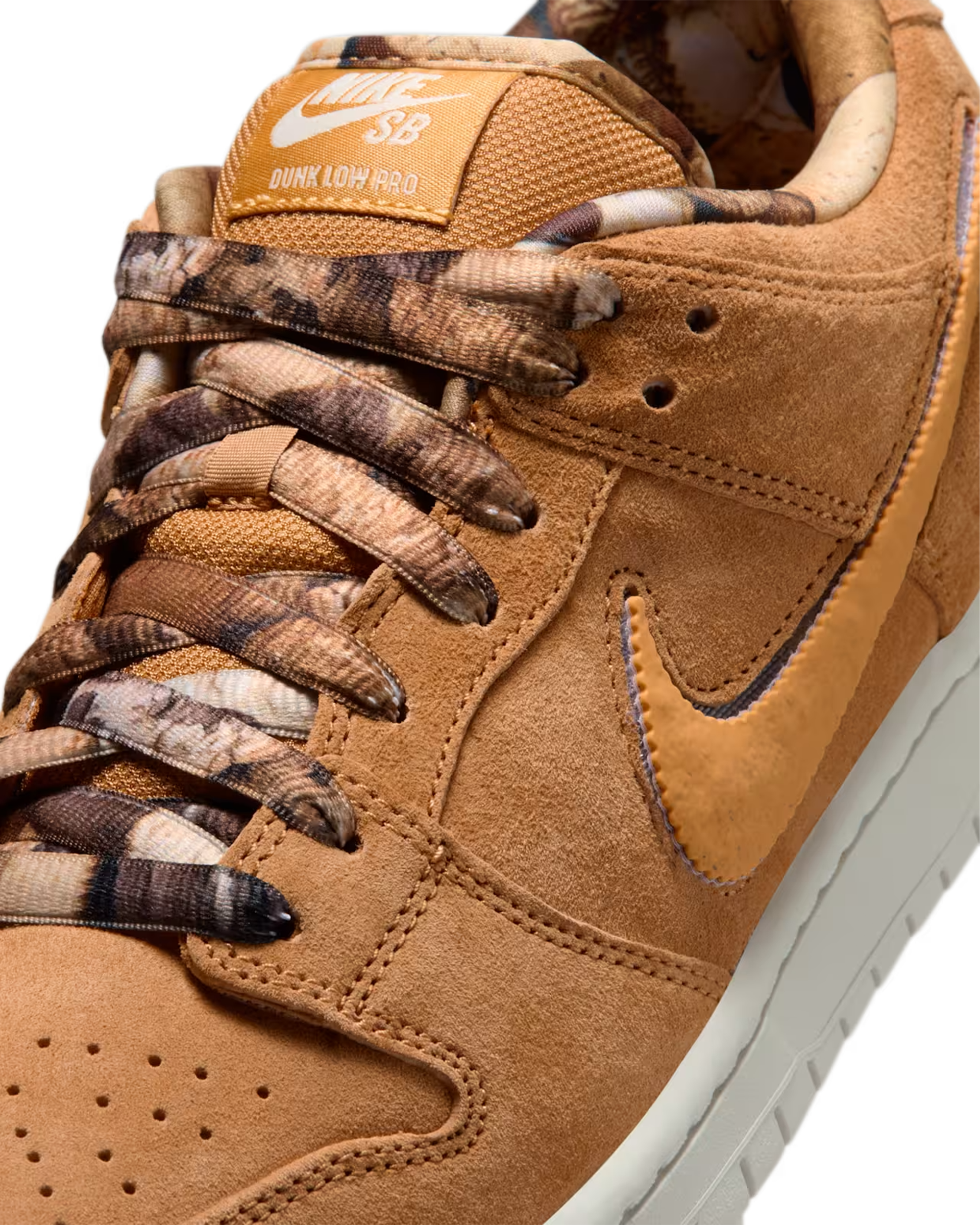 Nike SB Dunk Low Pro QS Flax/Honeycomb-Summit White