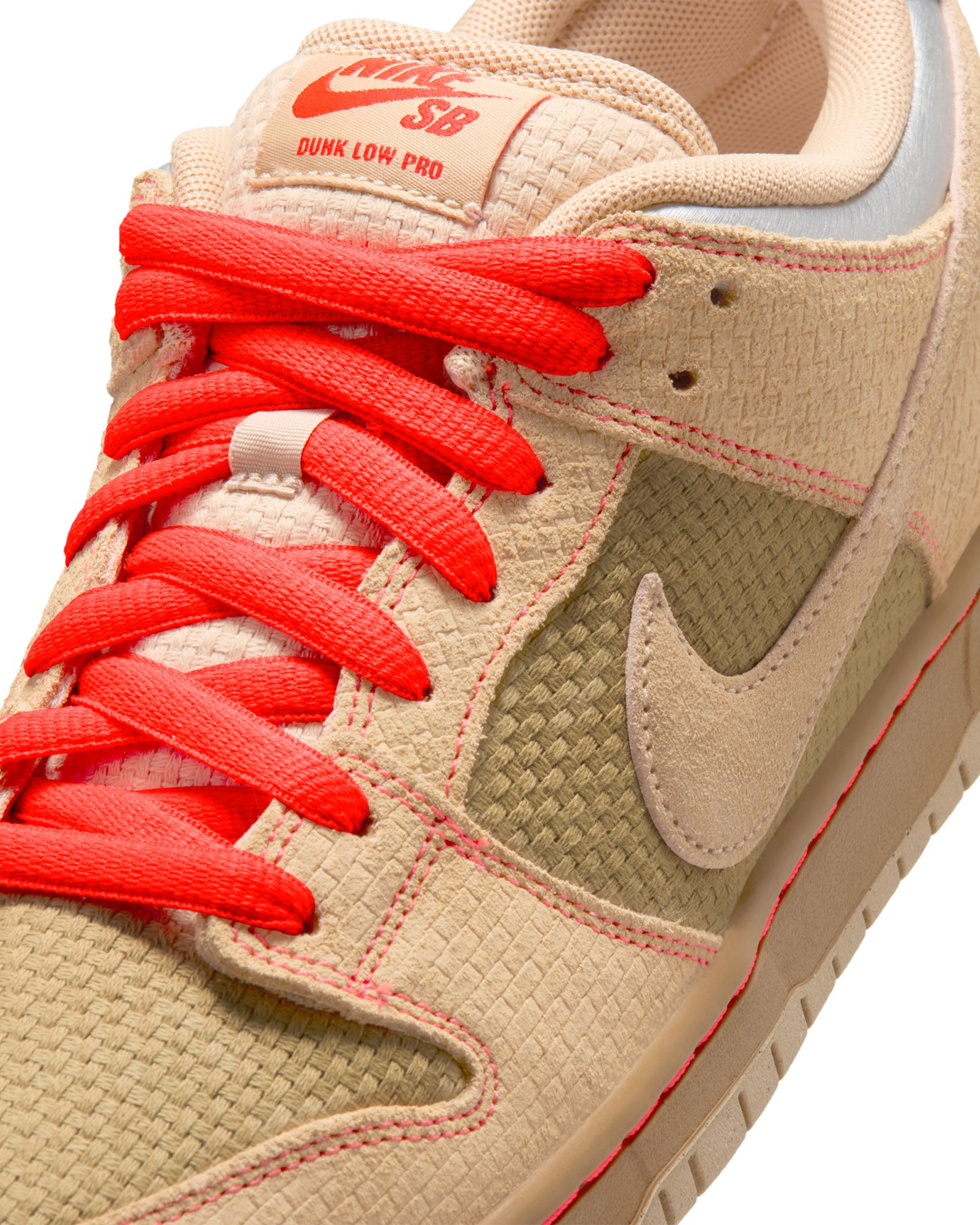 Nike SB Dunk Low "Som Tum" Natural Beige/Light Brown-Blaze Orange