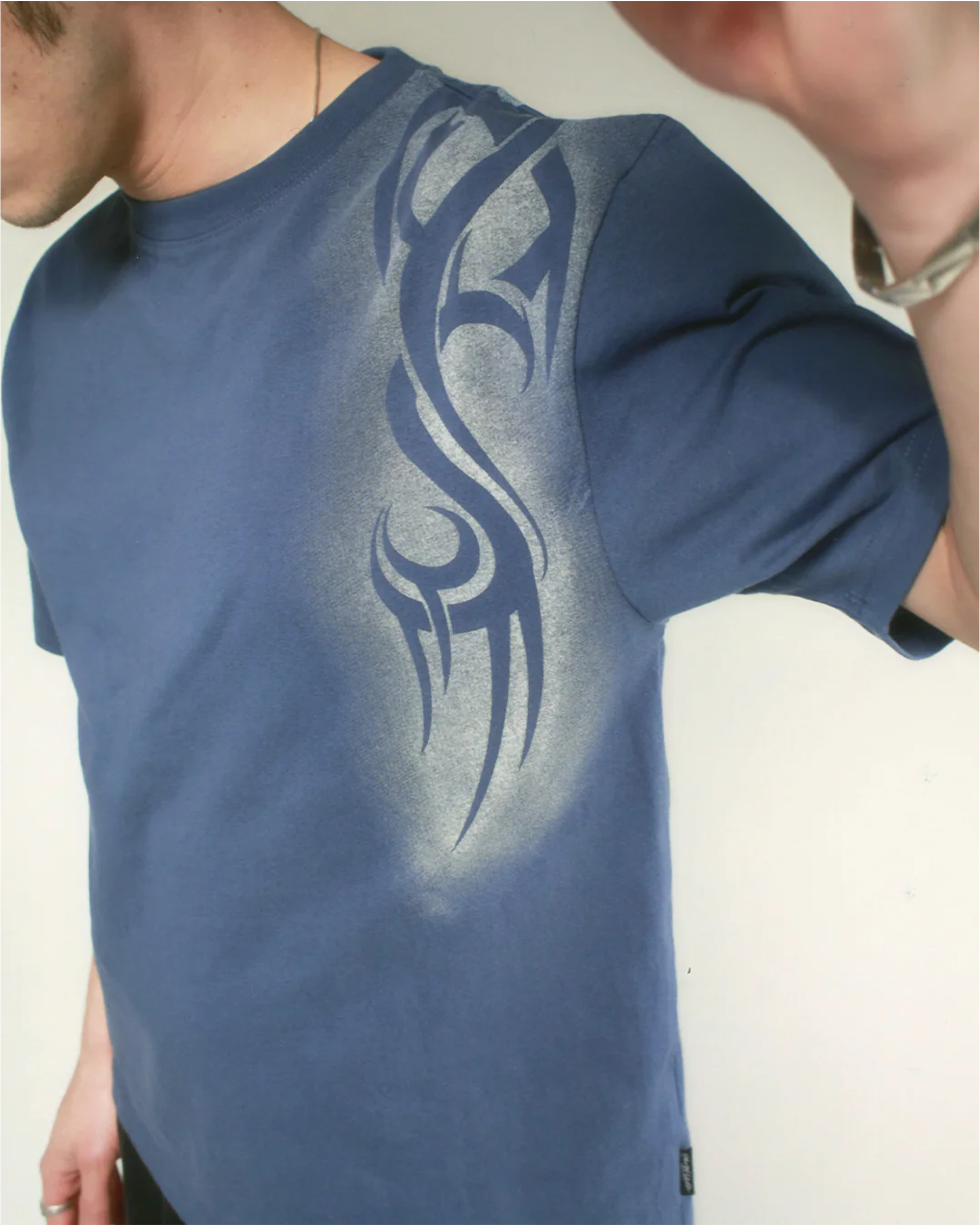 Yardsale Tribal Fade T-Shirt Navy