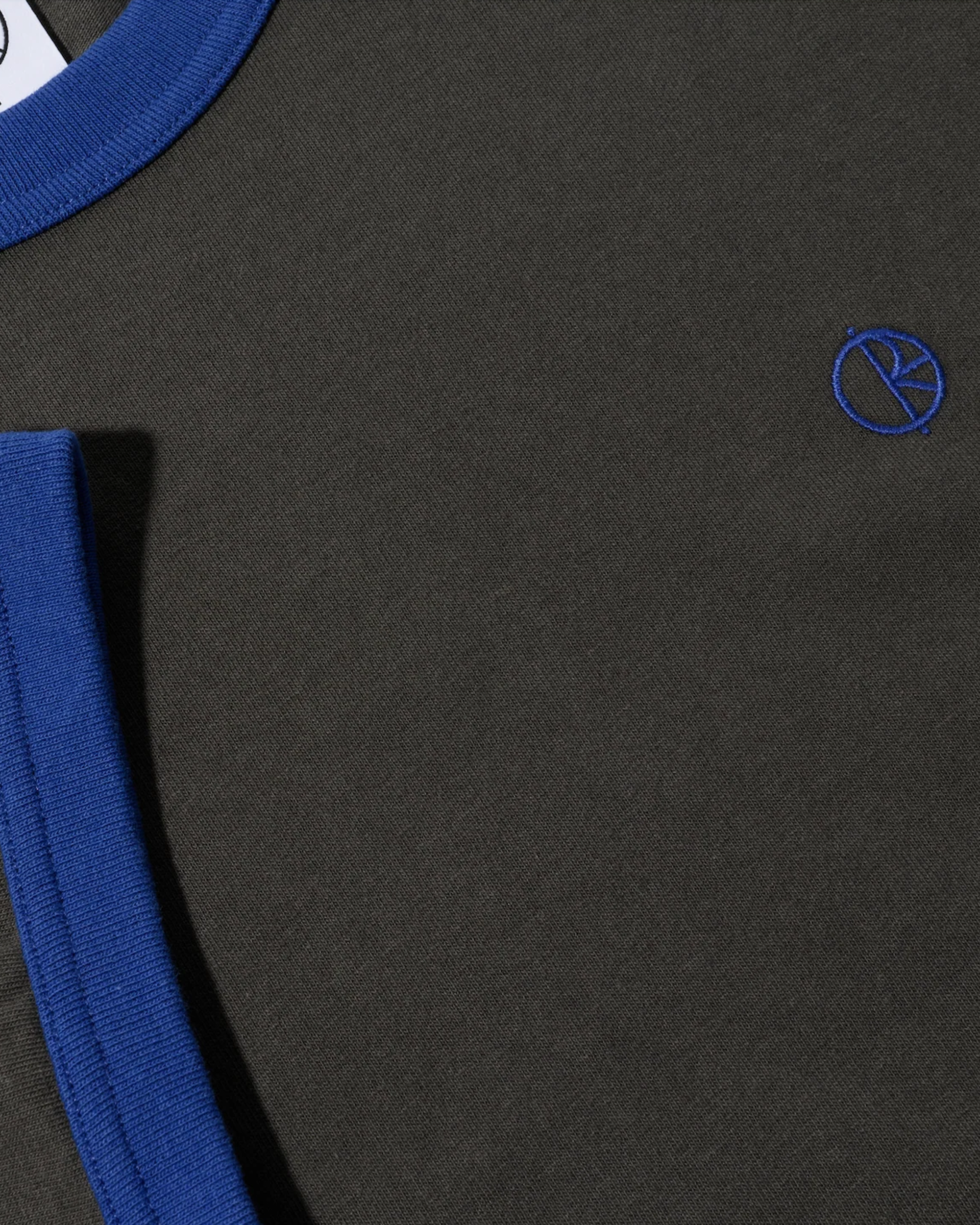 Polar Ringer Tee Dirty Black/Egyptian Blue