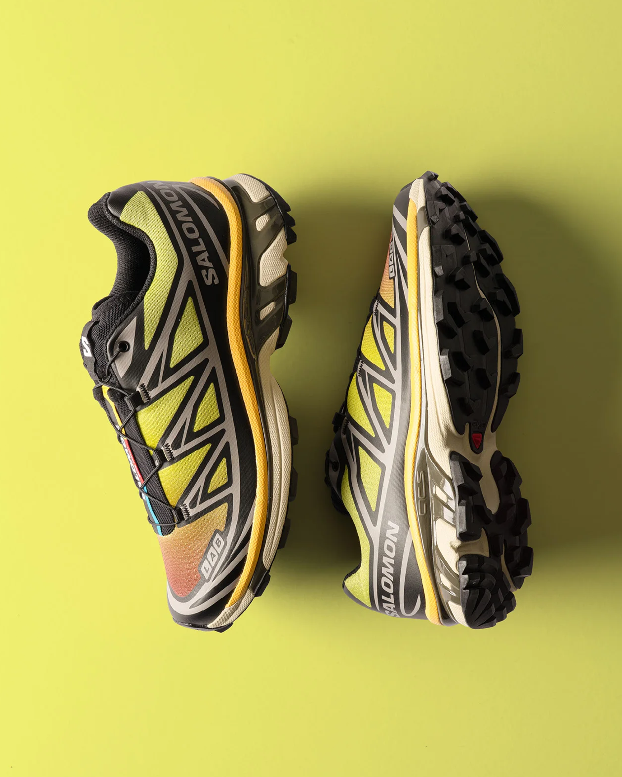Salomon XT-6 Black / Grape Leaf / Beach Ball