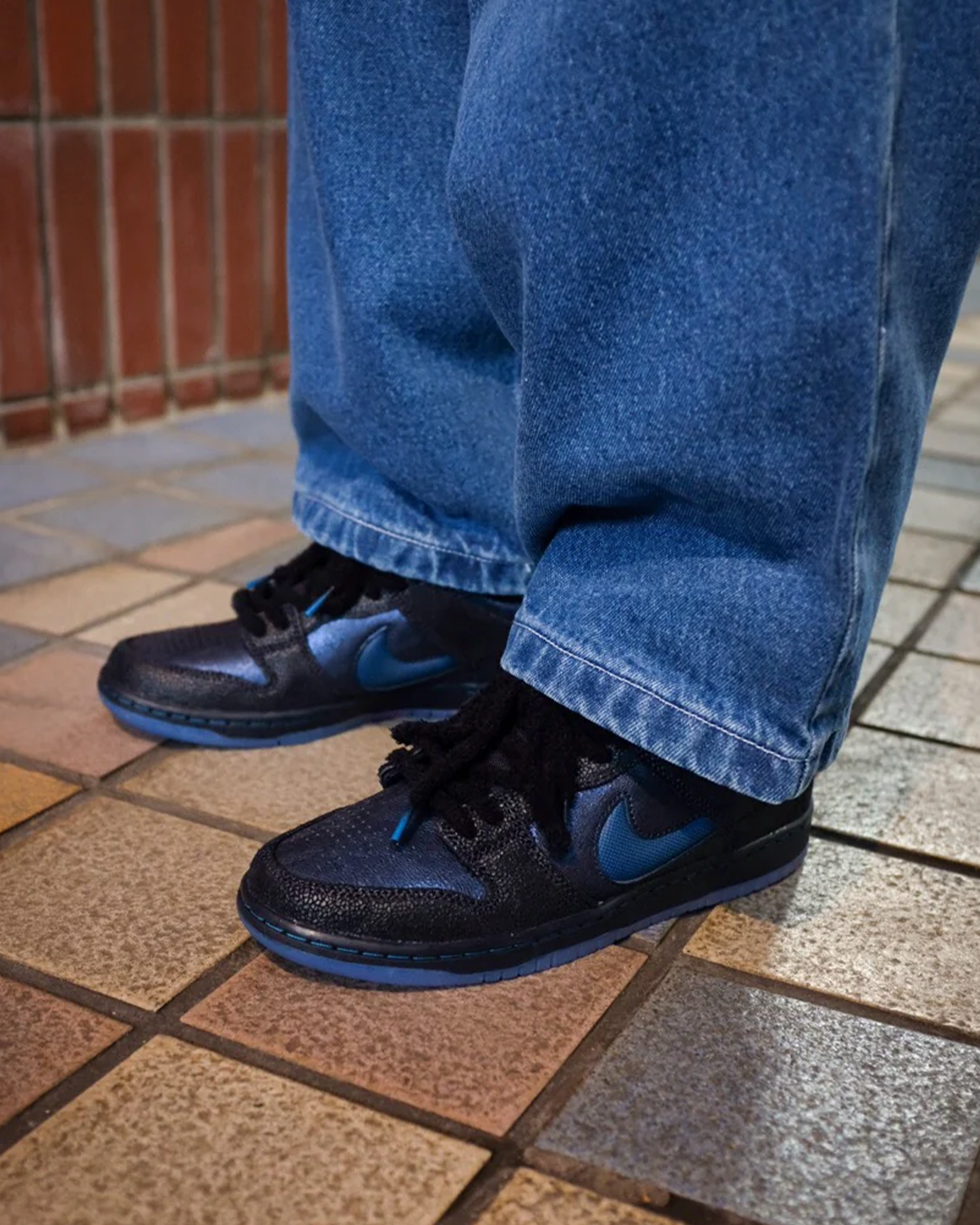 Nike sb X Bluetile QS dunk low pro qs bt Black/marina-white-cmpfr orng